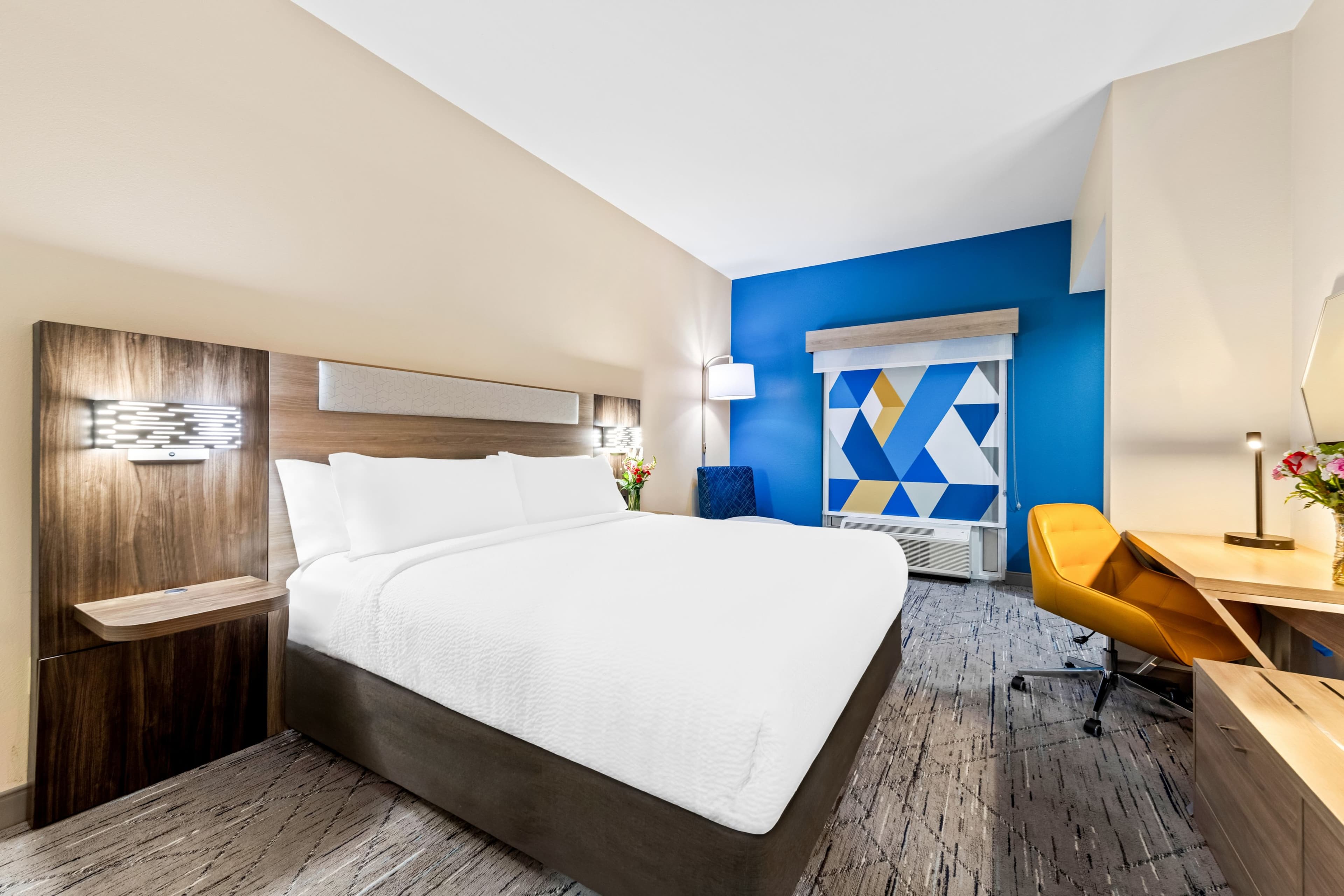 Holiday Inn Express & Suites Sylva - Western Carolina Area — 10
