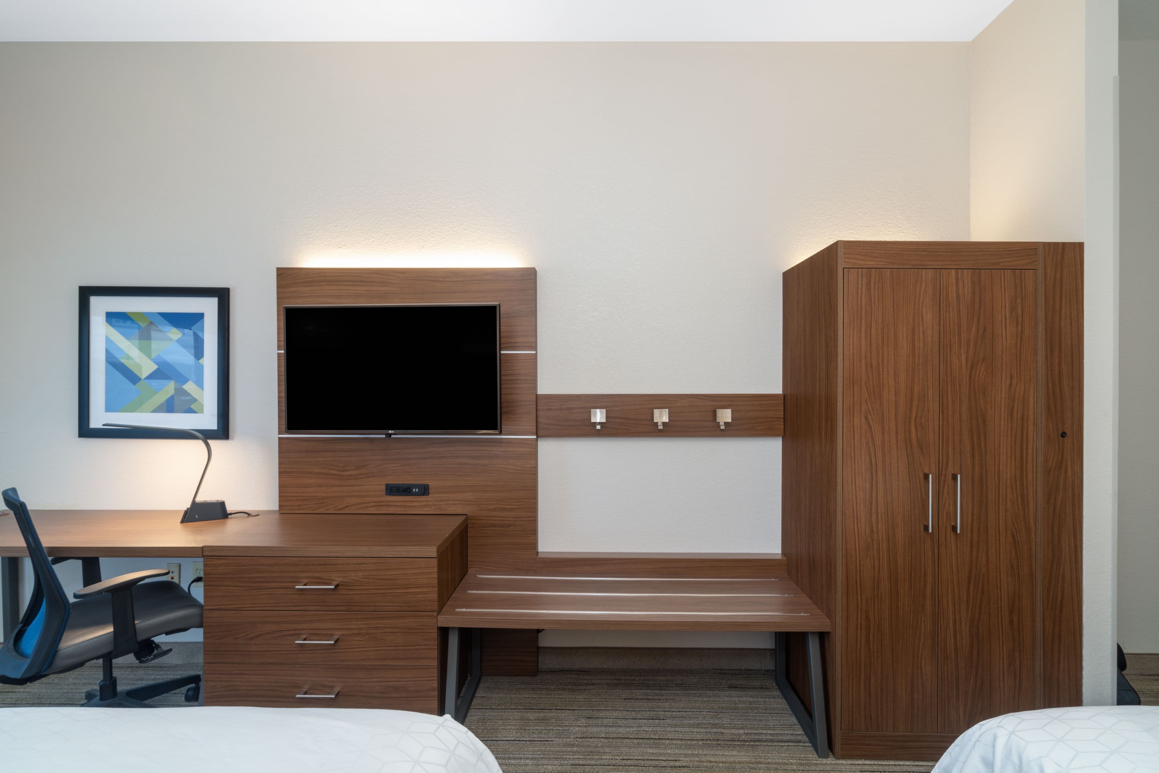 Holiday Inn Express & Suites Talladega — 21