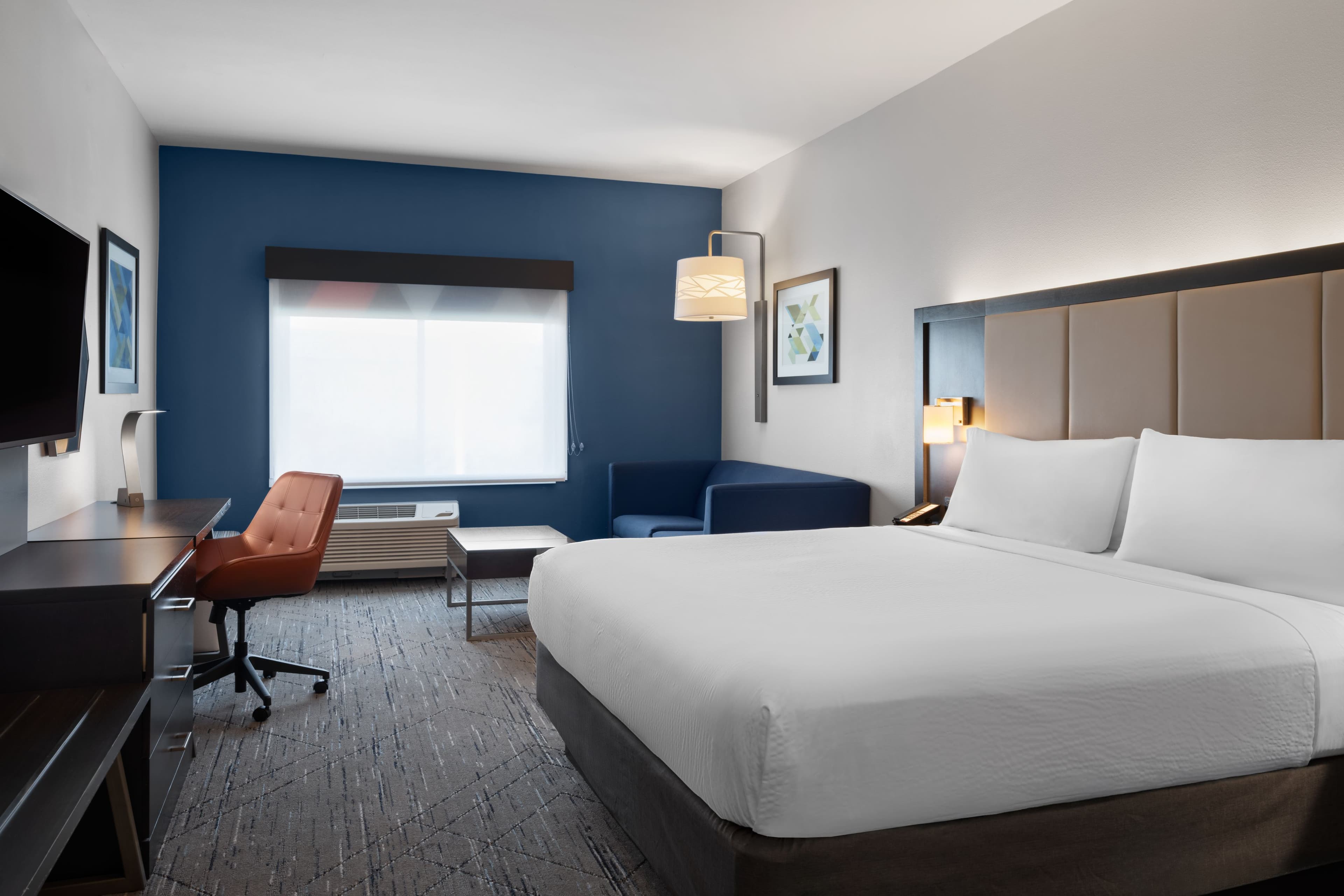 Holiday Inn Express & Suites Tampa East - Ybor City — 31