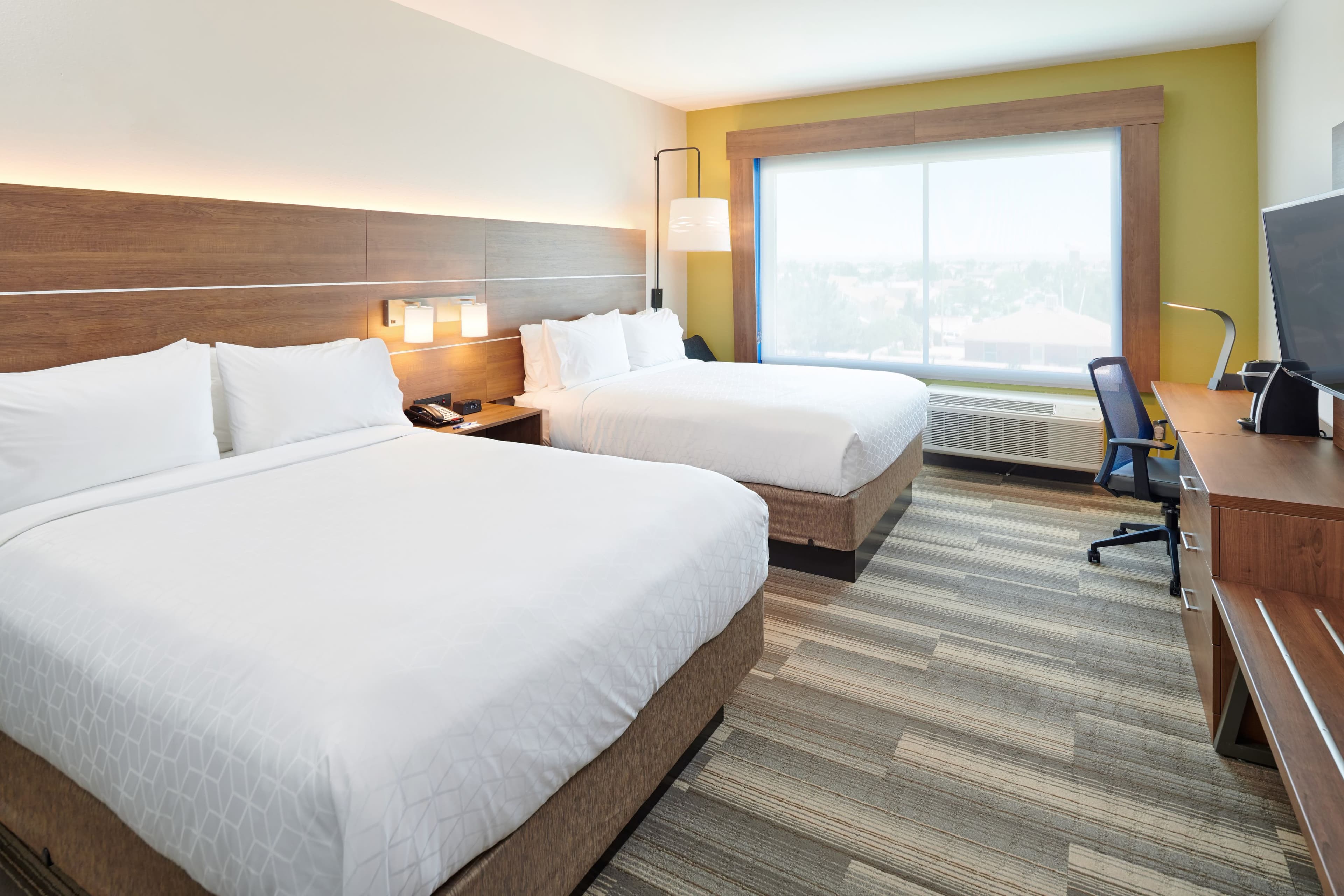 Holiday Inn Express & Suites Taylor — 18