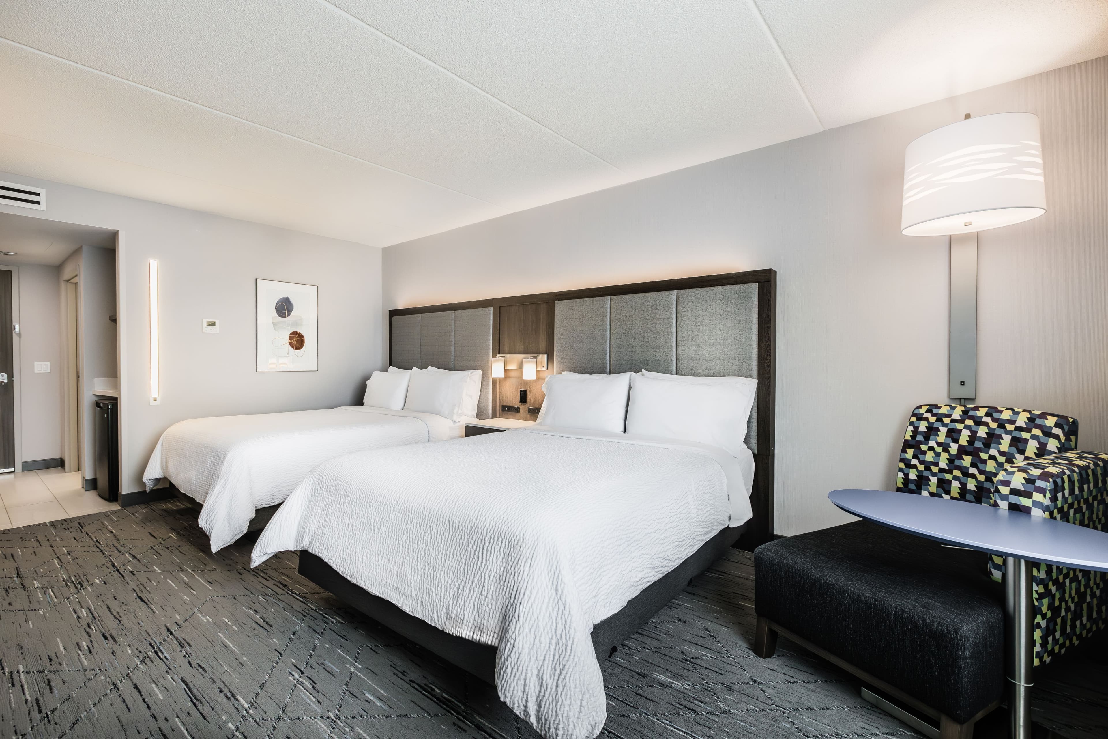 Holiday Inn Express & Suites Toronto Airport South — 58