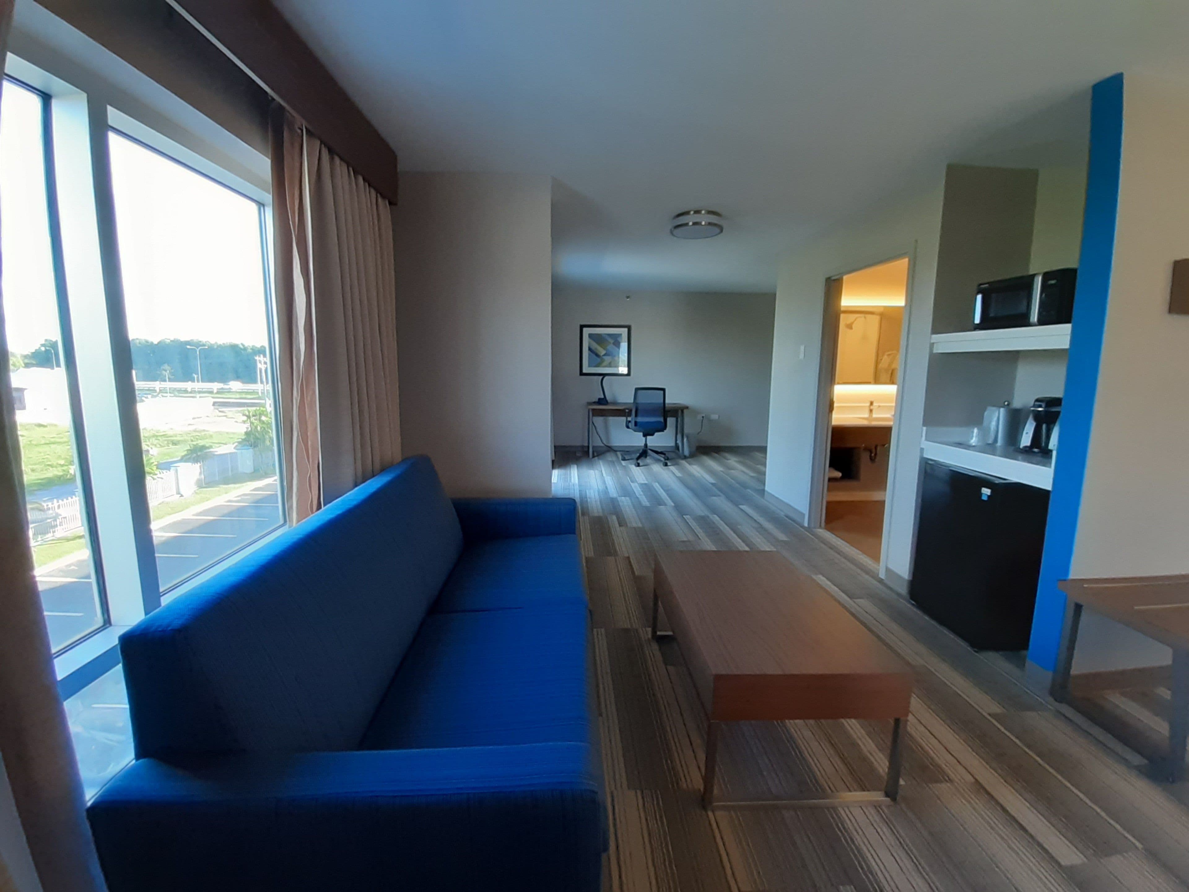 Holiday Inn Express & Suites Trincity Trinidad Airport — 21