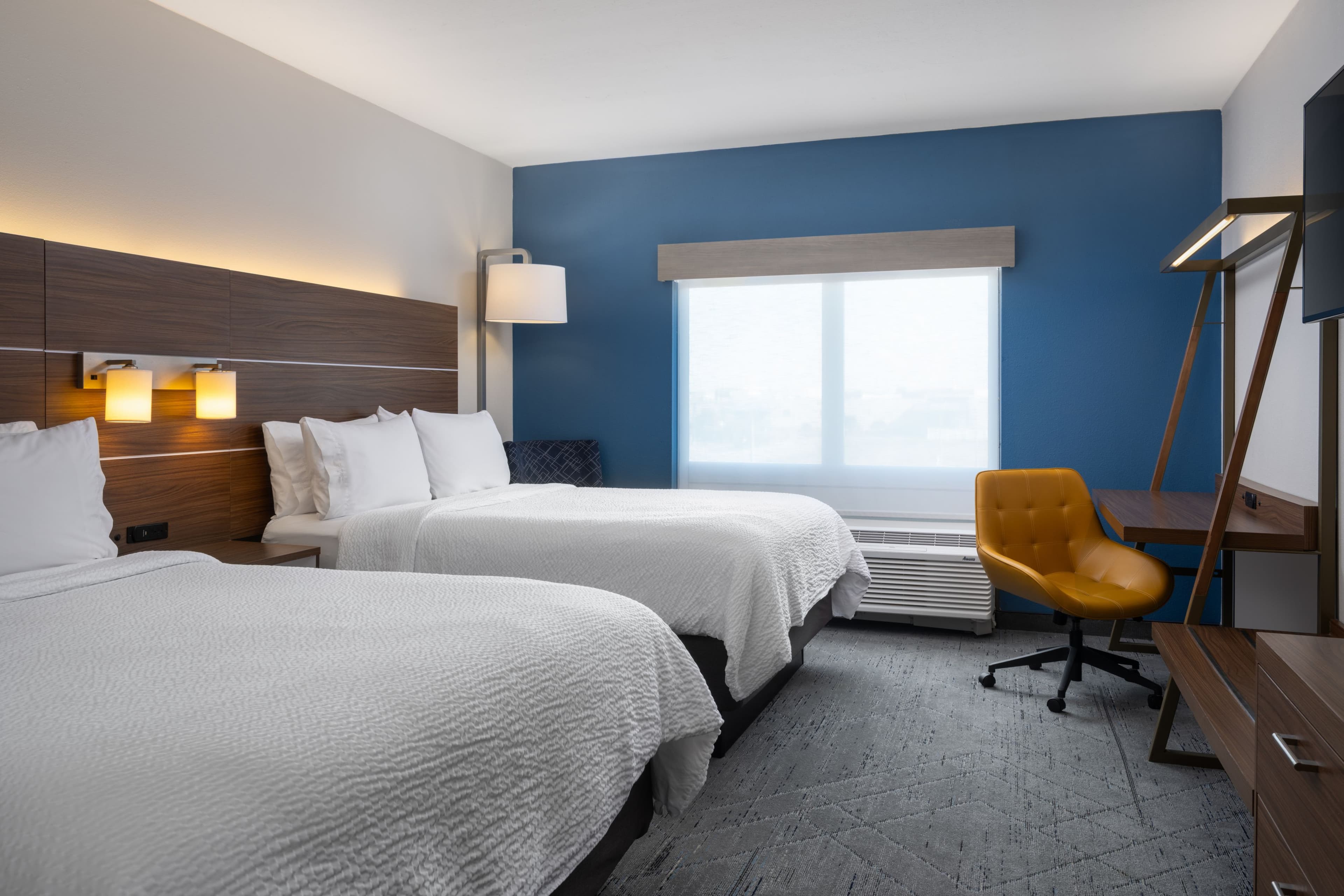Holiday Inn Express & Suites Trinity — 31