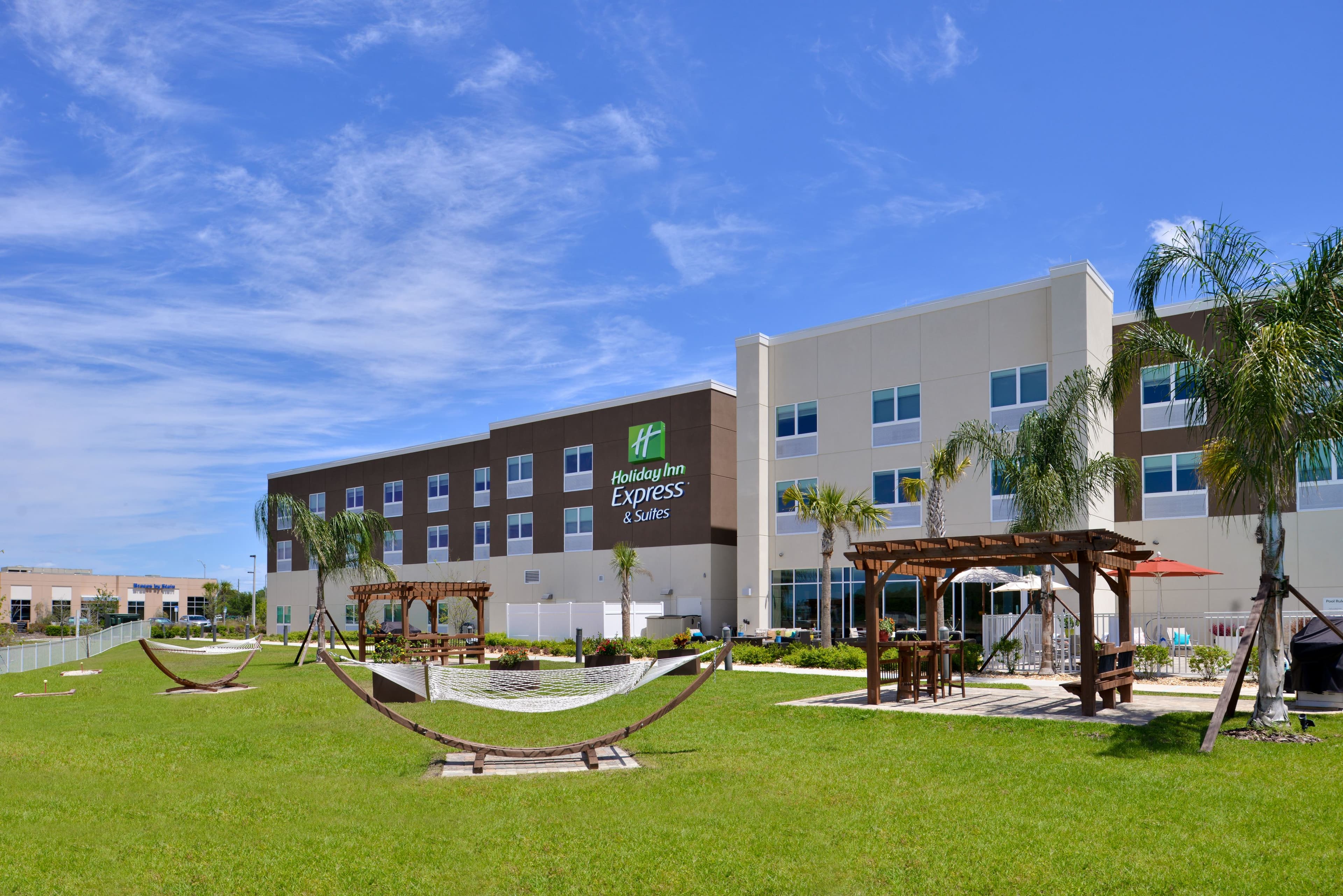 Holiday Inn Express & Suites Trinity - Image 1