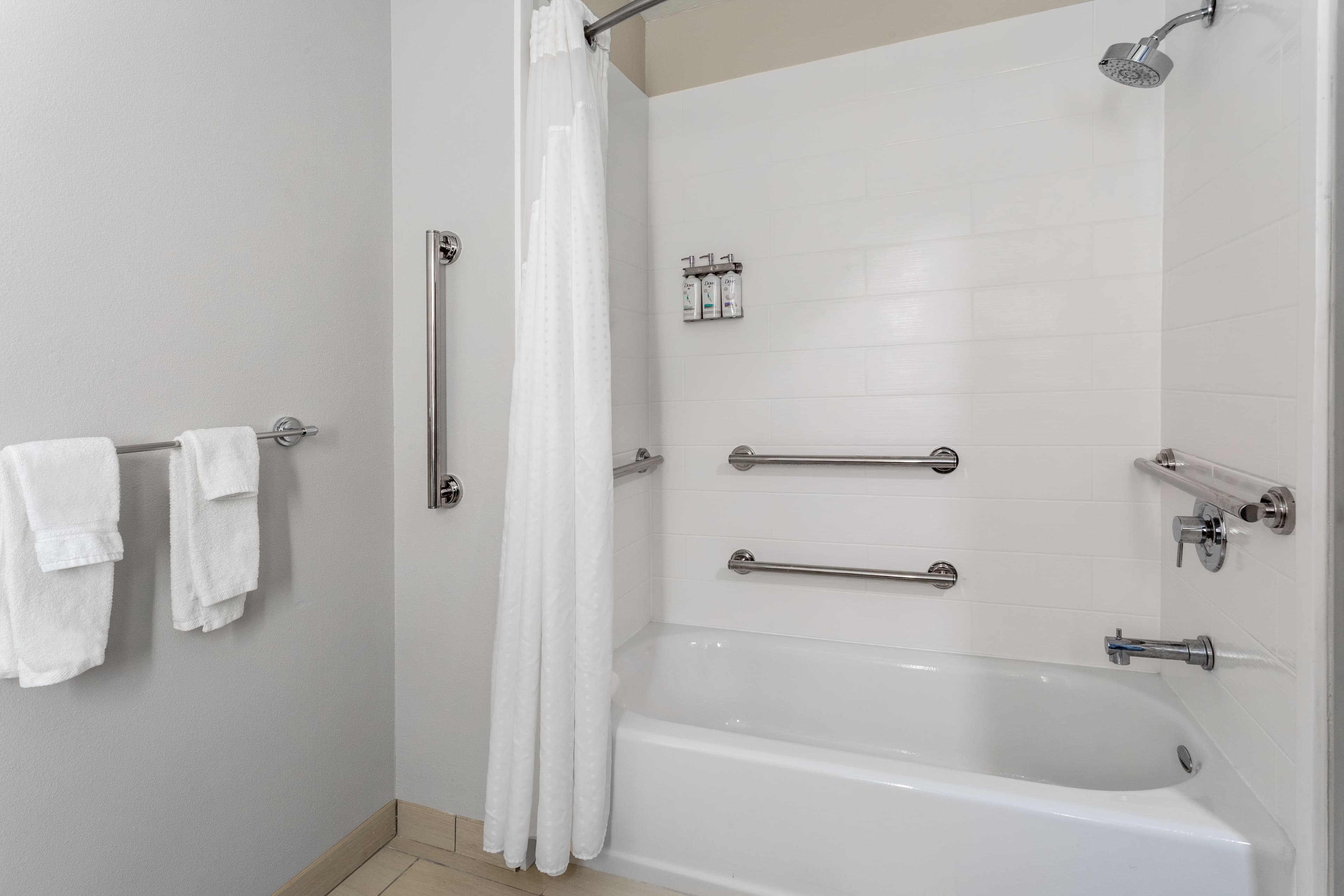 Holiday Inn Express & Suites Tucson North - Marana — 9