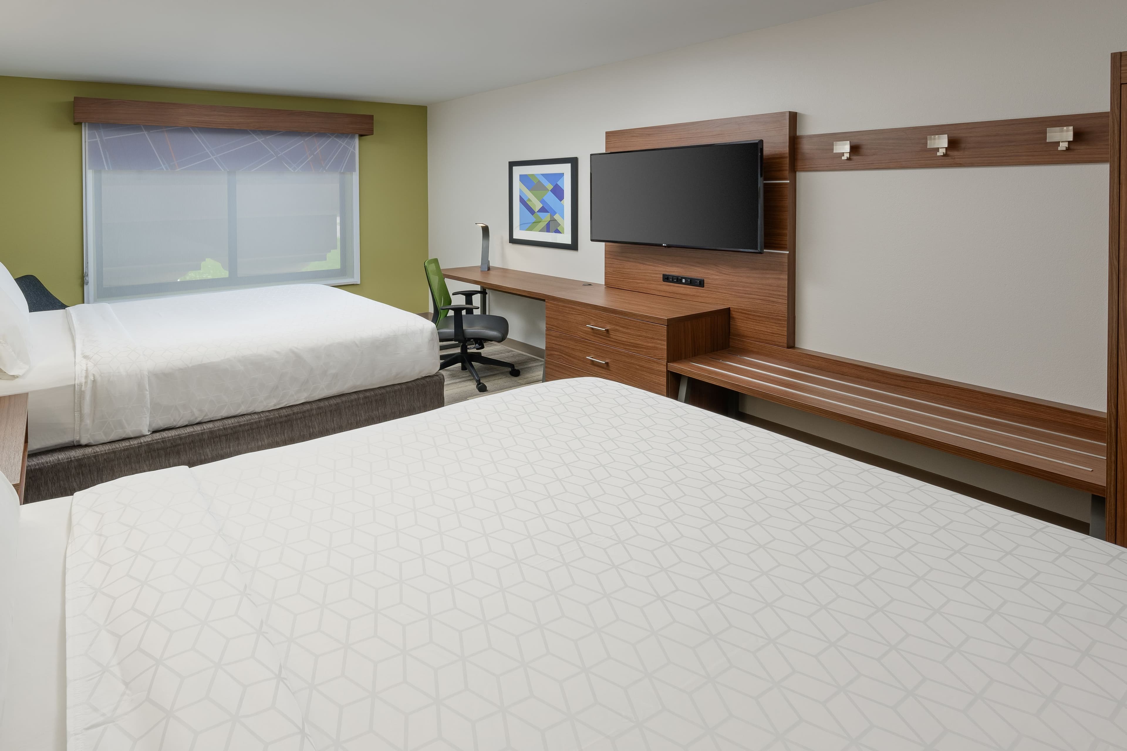 Holiday Inn Express & Suites Tullahoma — 17
