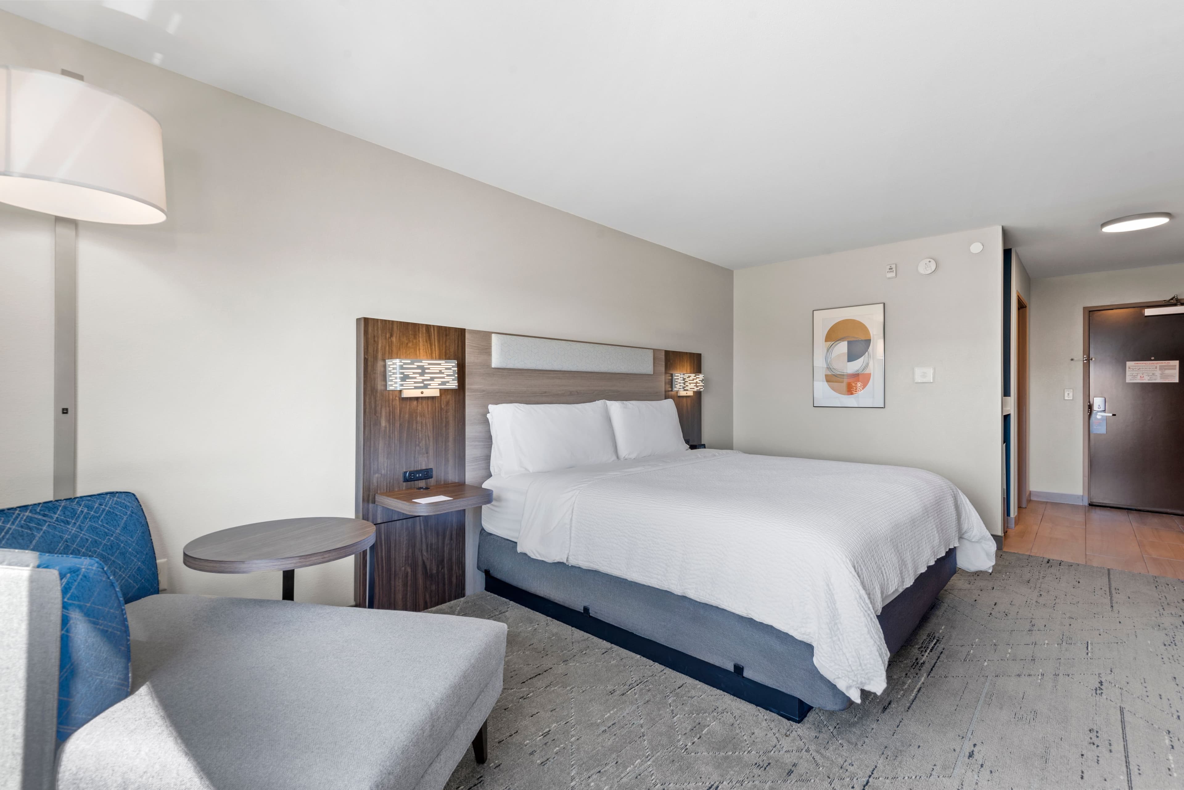 Holiday Inn Express & Suites Tulsa South Bixby — 17