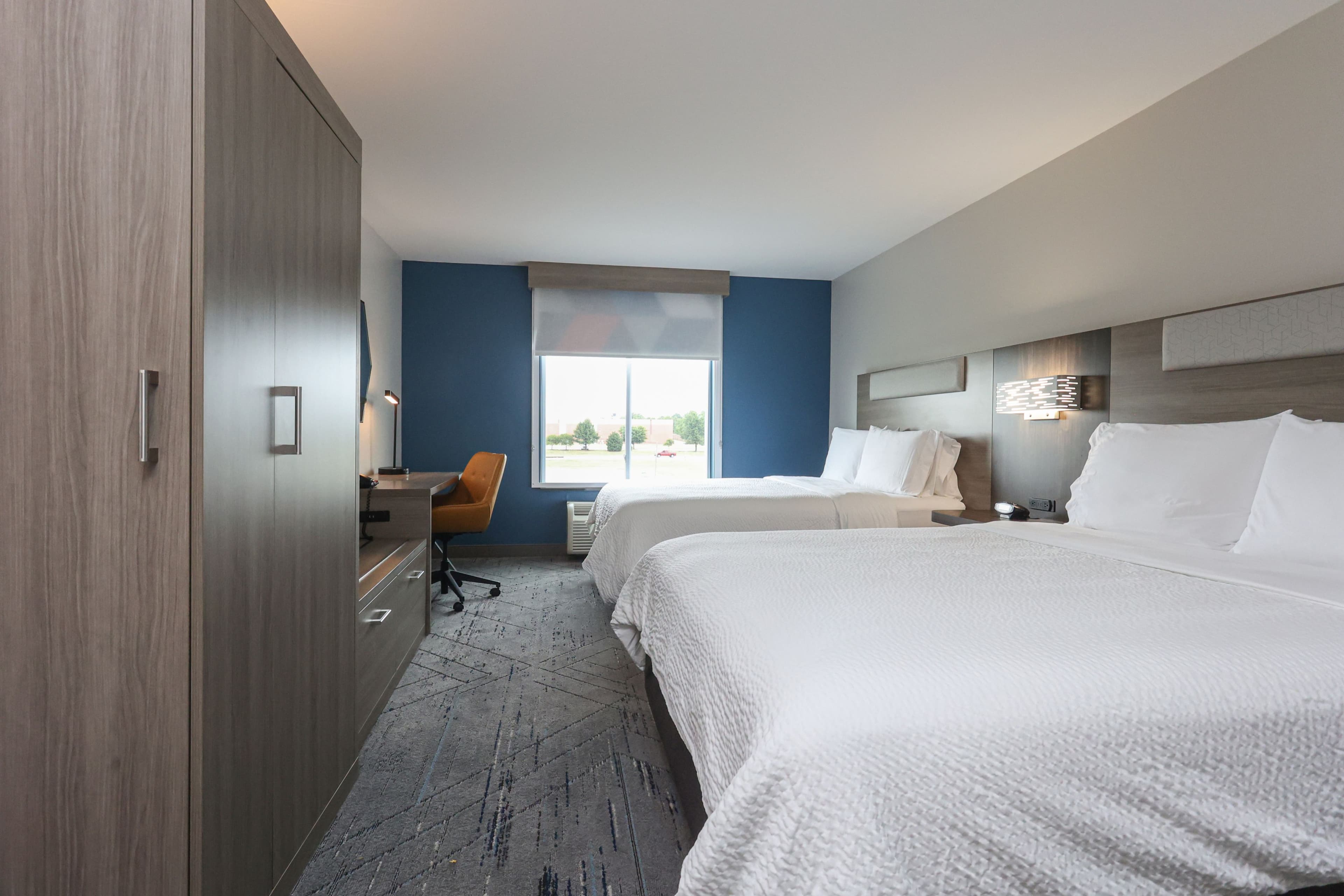 Holiday Inn Express & Suites Tulsa South Bixby — 40