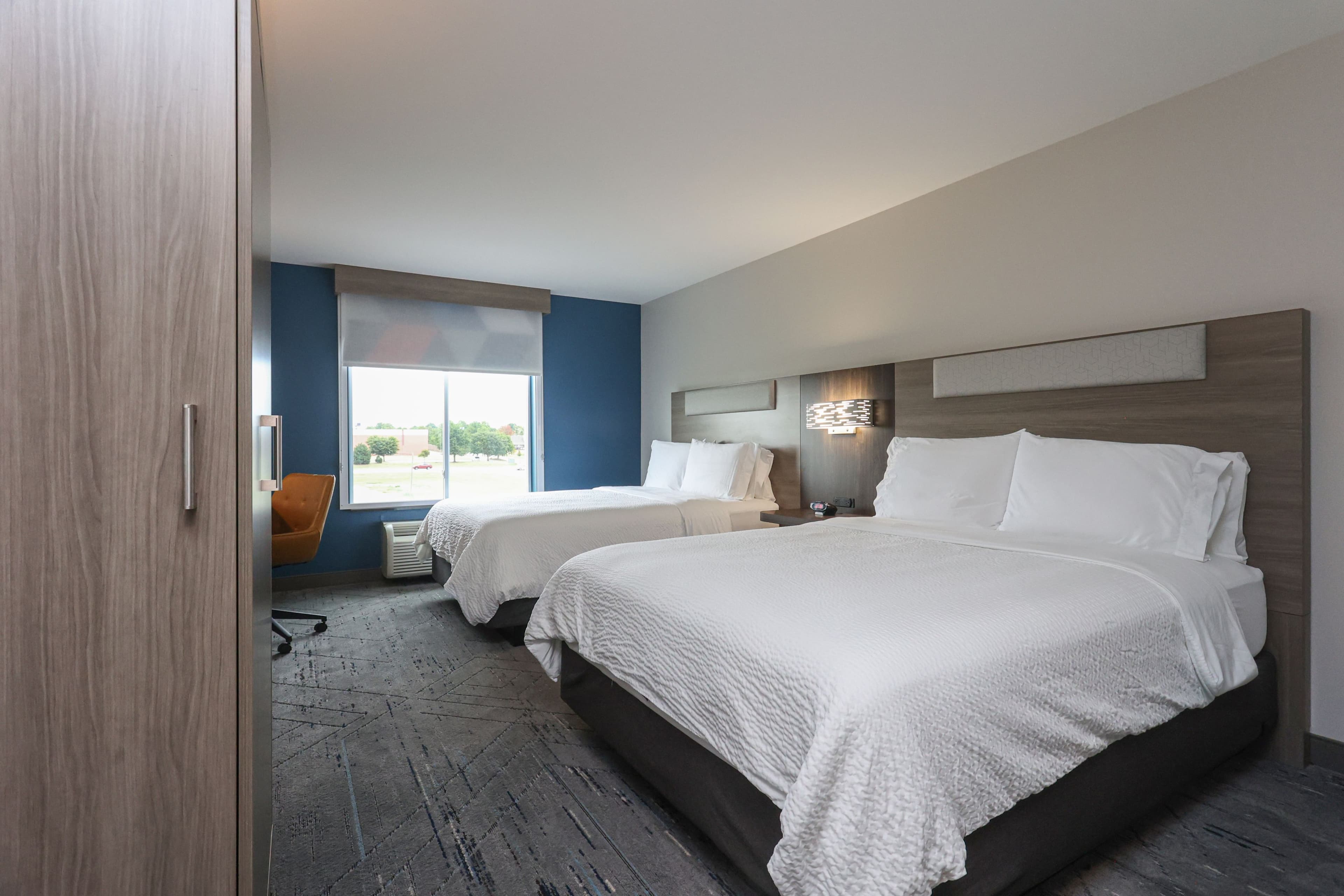 Holiday Inn Express & Suites Tulsa South Bixby — 34