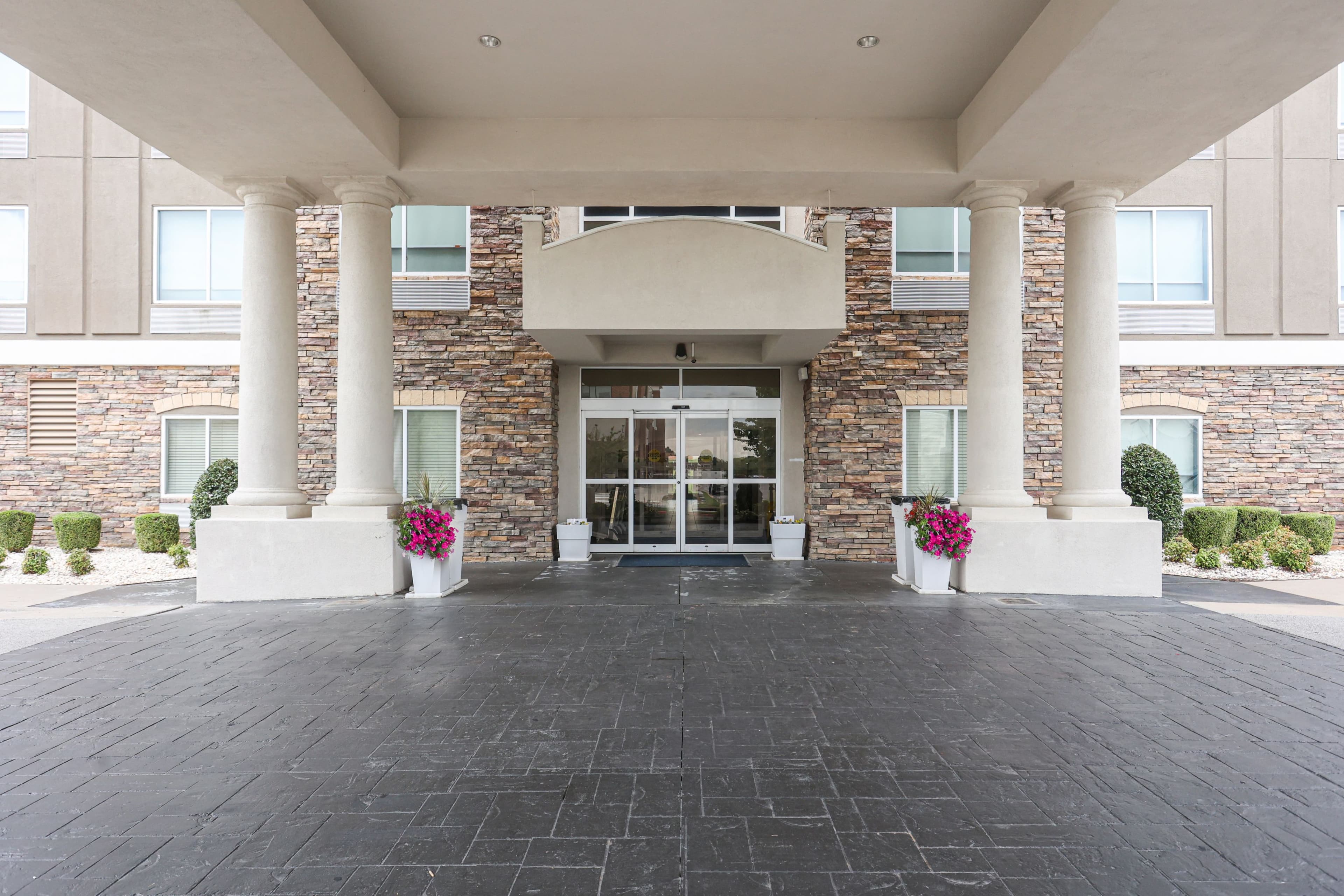 Holiday Inn Express & Suites Tulsa South Bixby