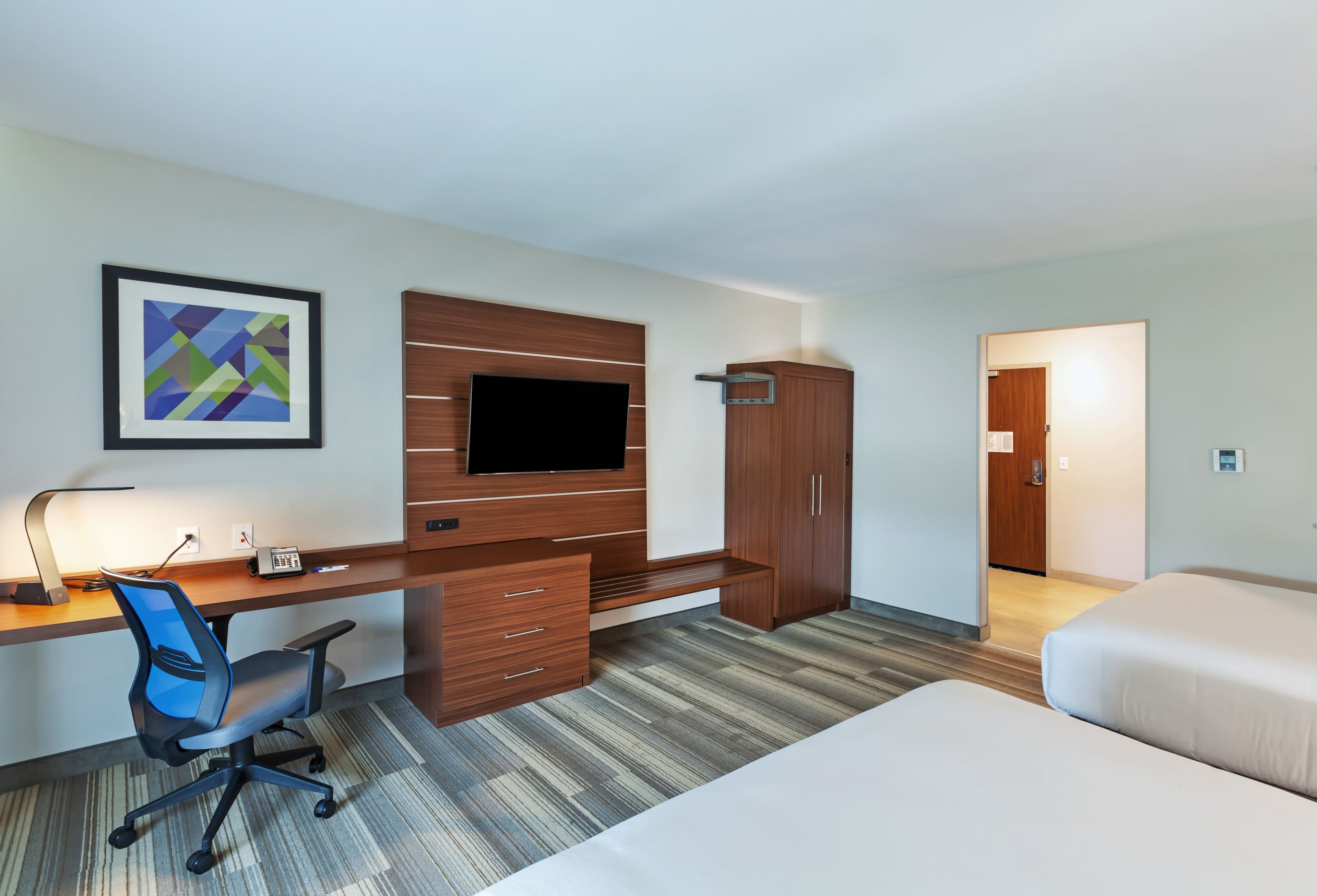 Holiday Inn Express & Suites Tulsa South - Woodland Hills — 11