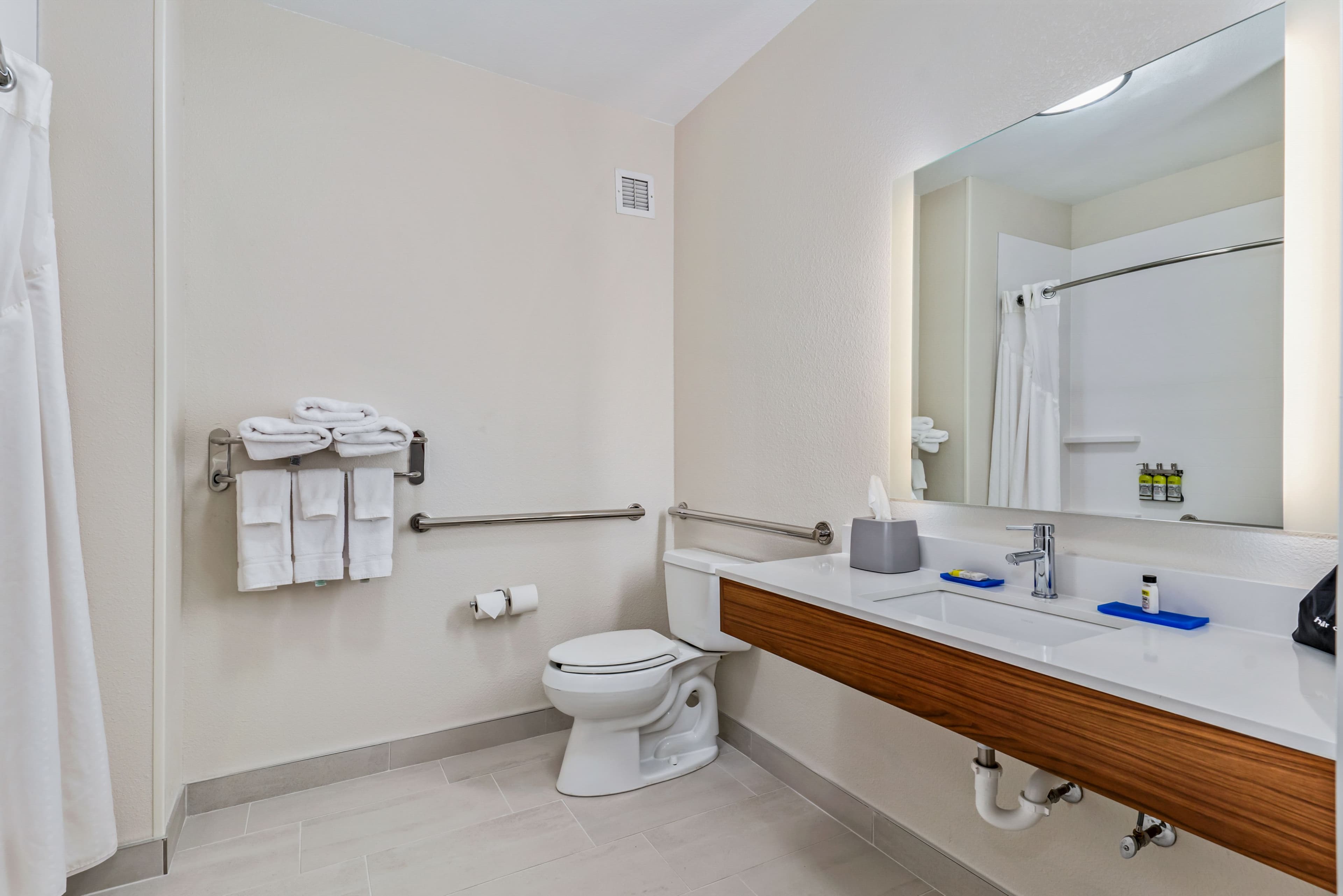 Holiday Inn Express & Suites Van Buren-Ft Smith Area — 28