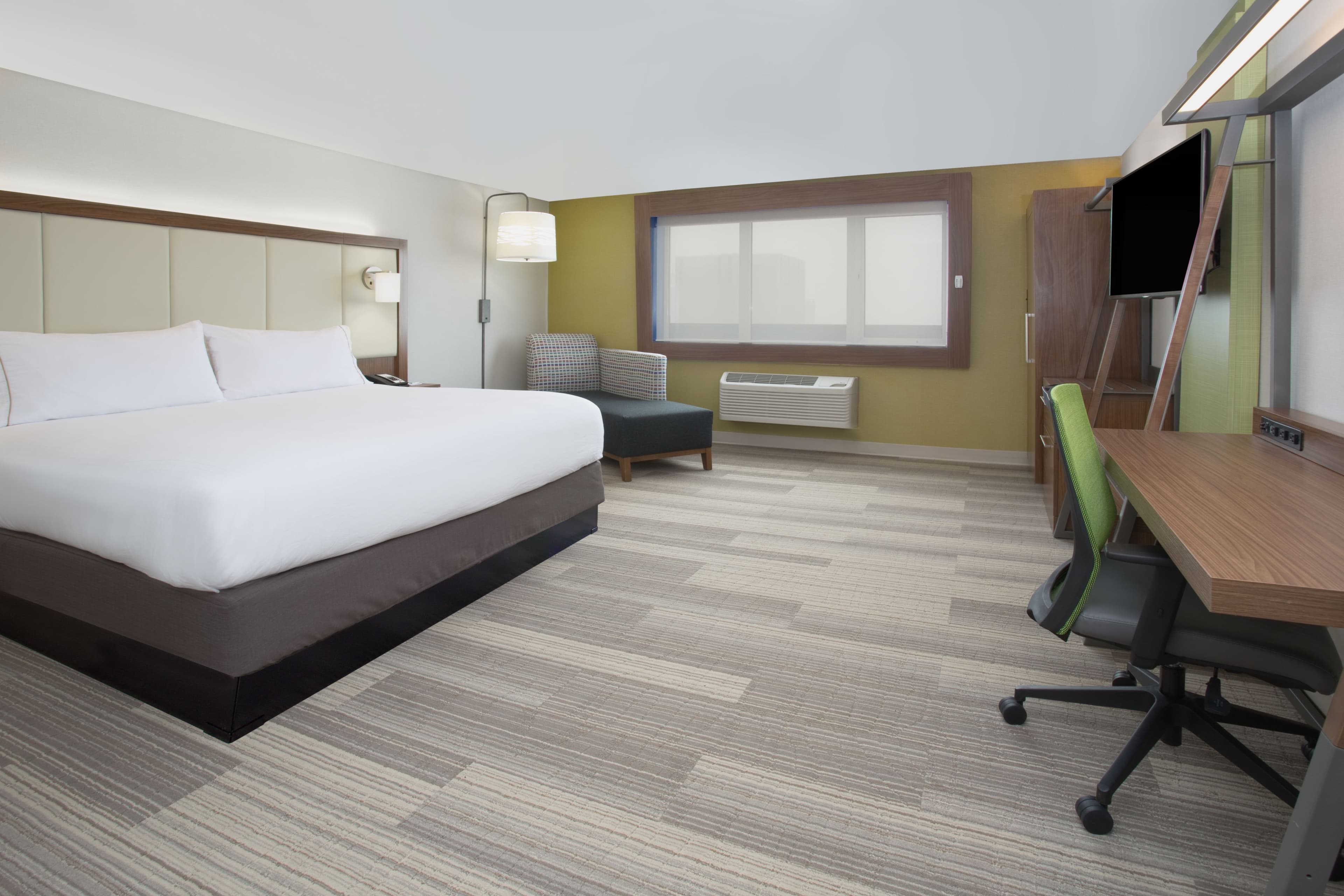 Holiday Inn Express & Suites Van Horn — 11