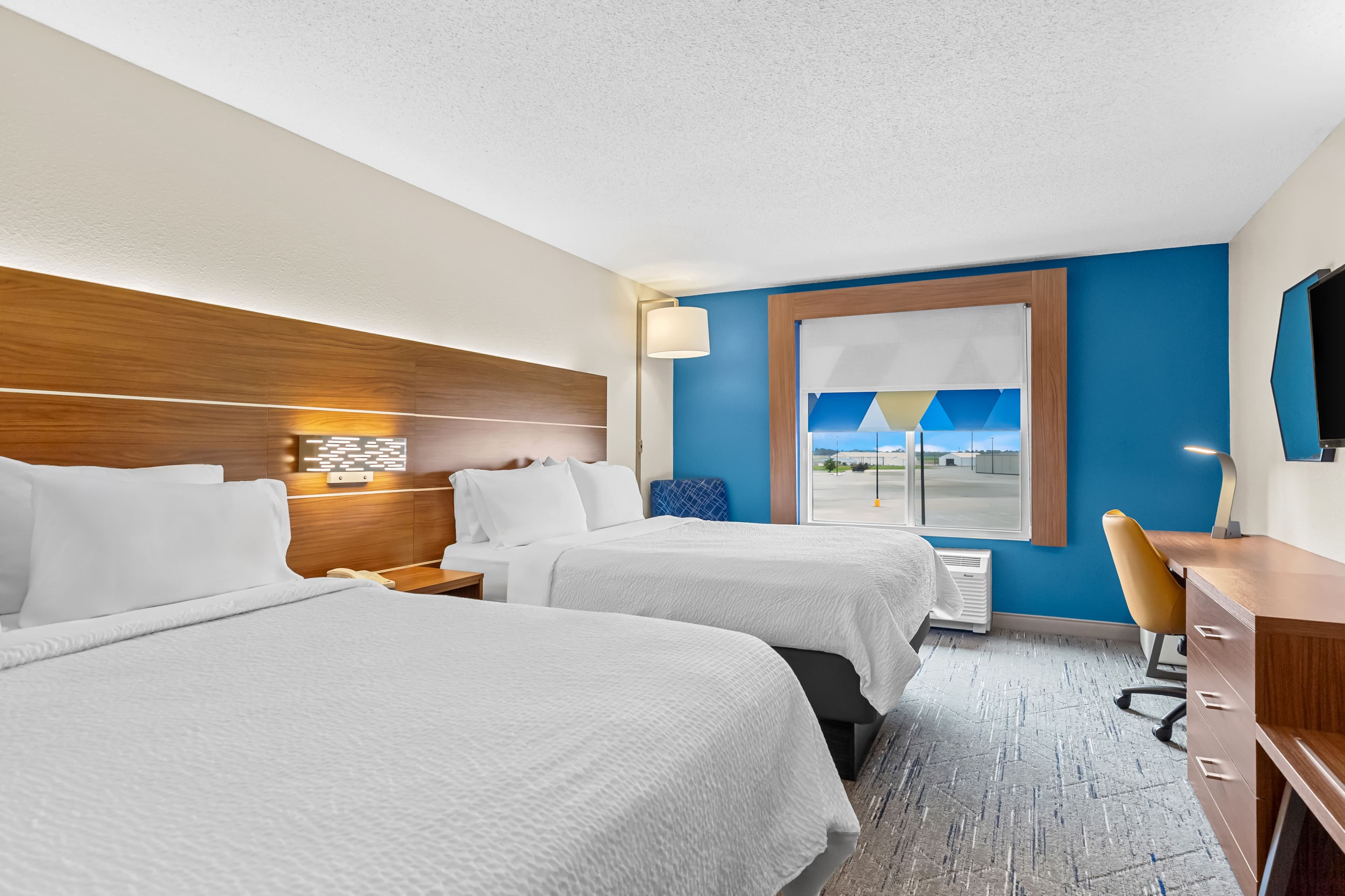 Holiday Inn Express & Suites Vandalia — 27