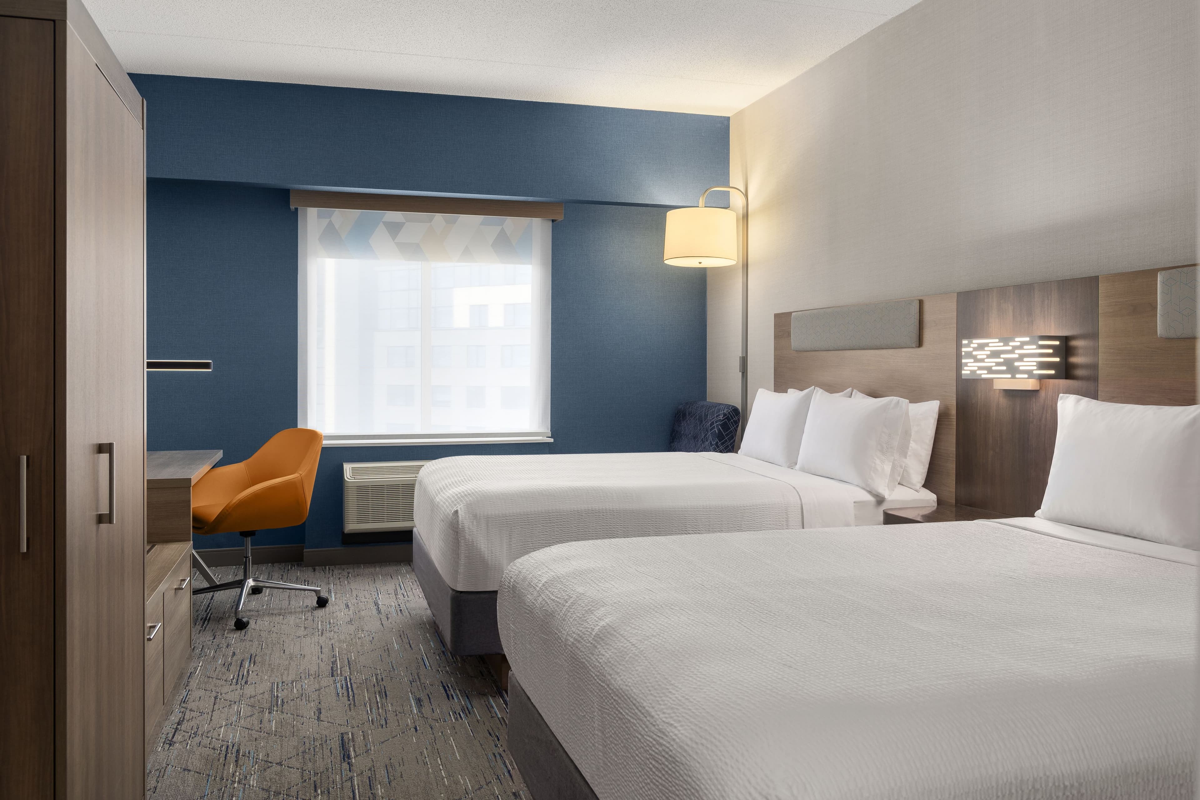 Holiday Inn Express & Suites Vaughan-Southwest — 24