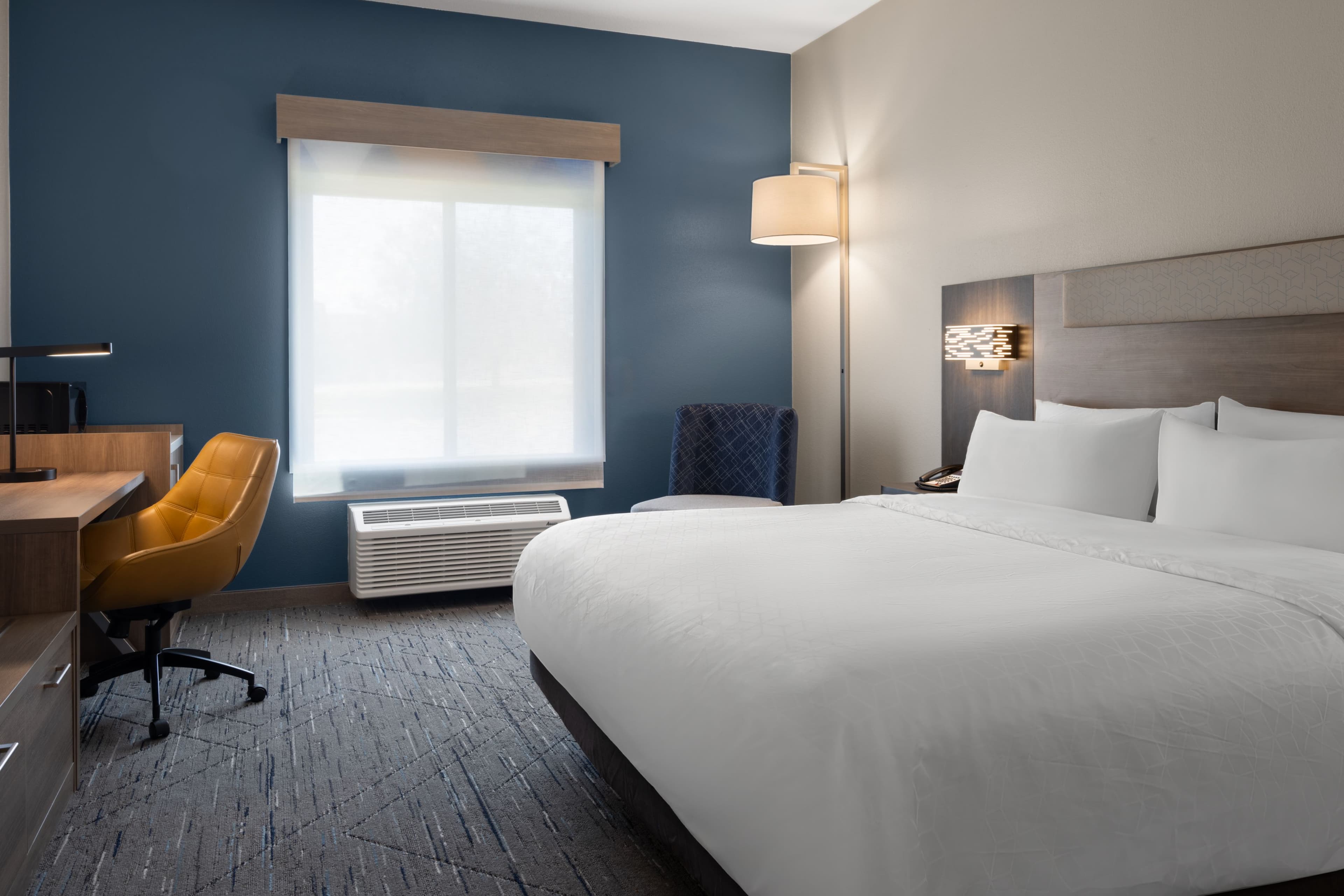Holiday Inn Express & Suites Vernal - Dinosaurland — 8