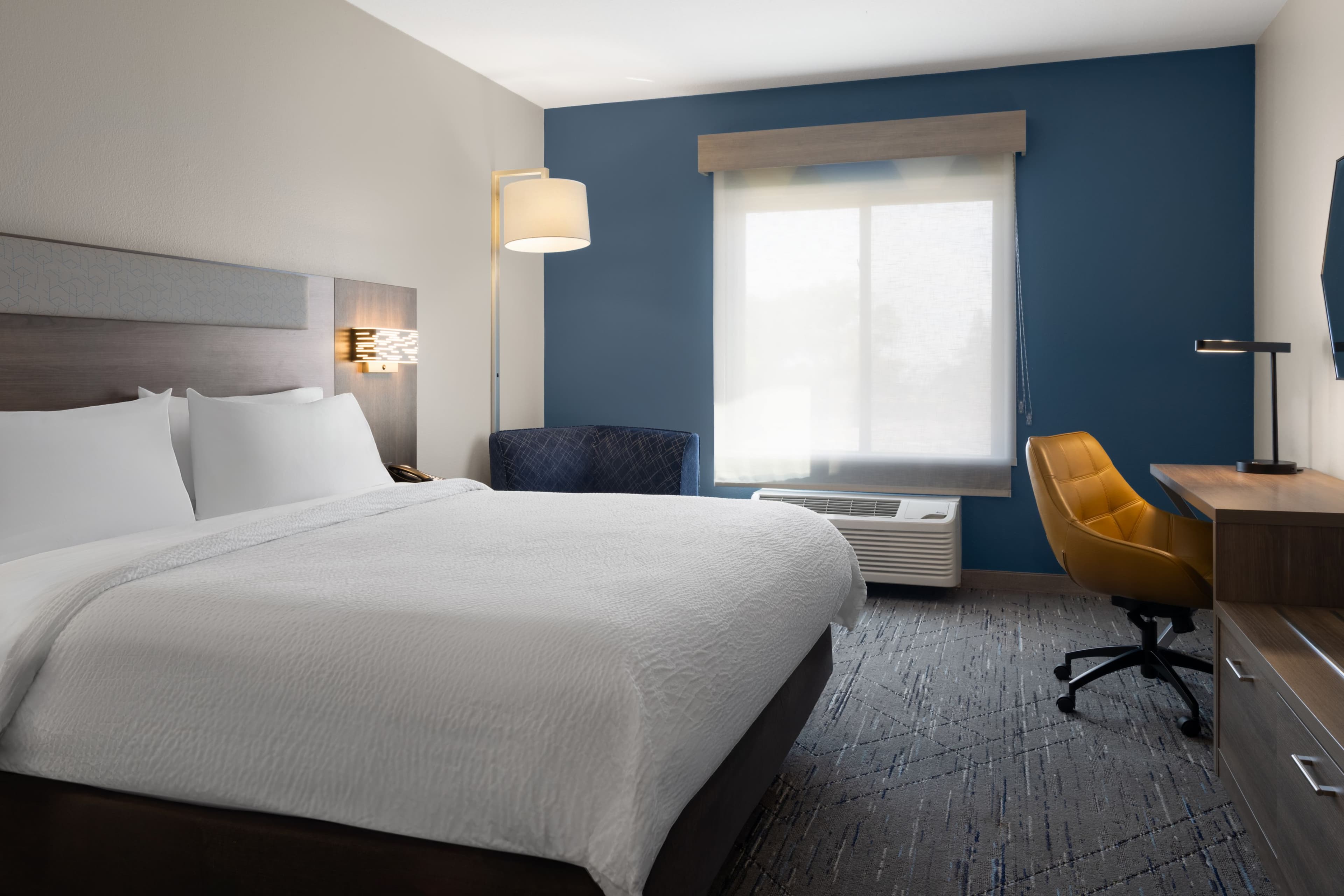 Holiday Inn Express & Suites Vernal - Dinosaurland — 5