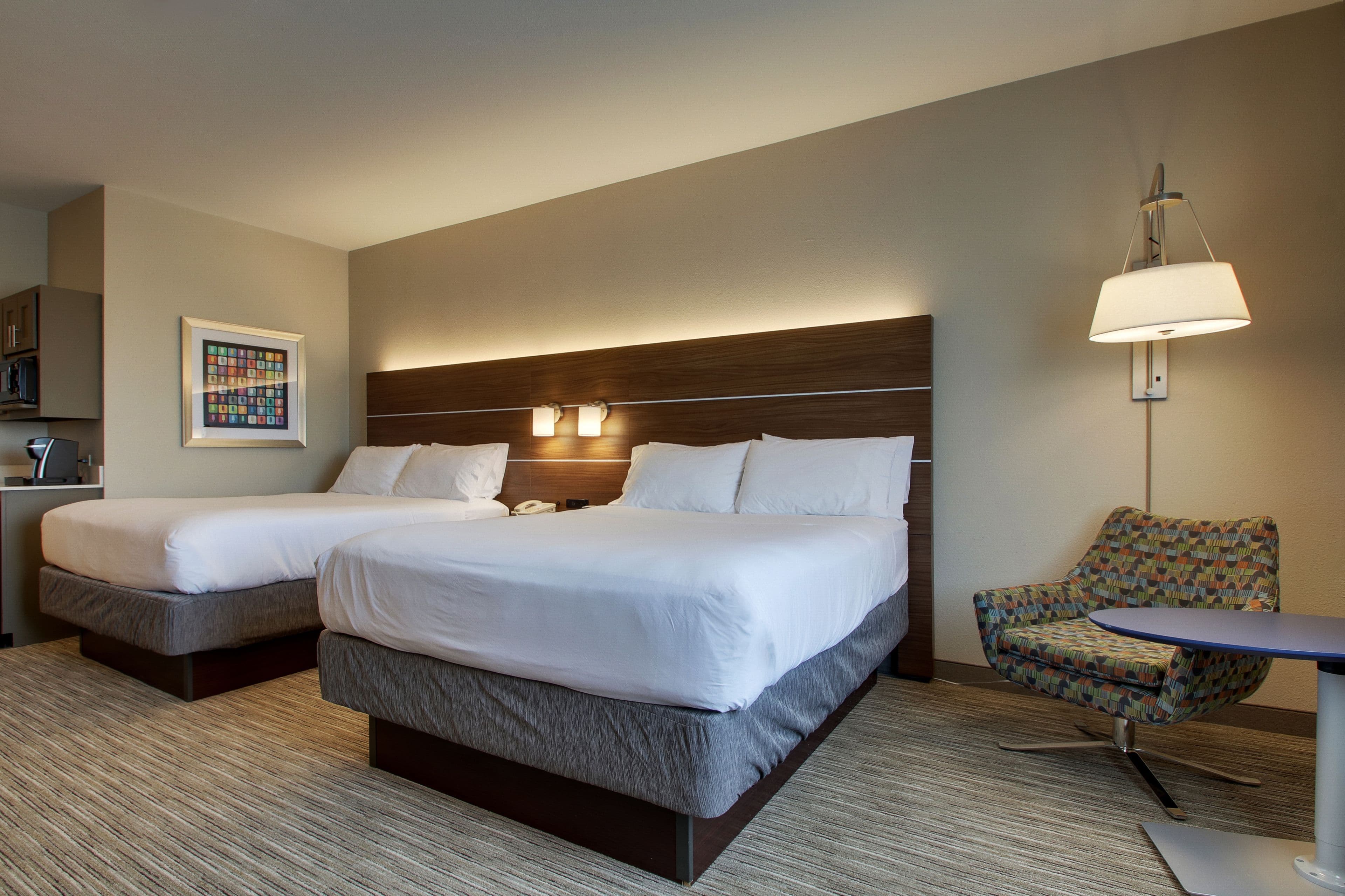 Holiday Inn Express & Suites Vernon College Area (HWY 287) — 17