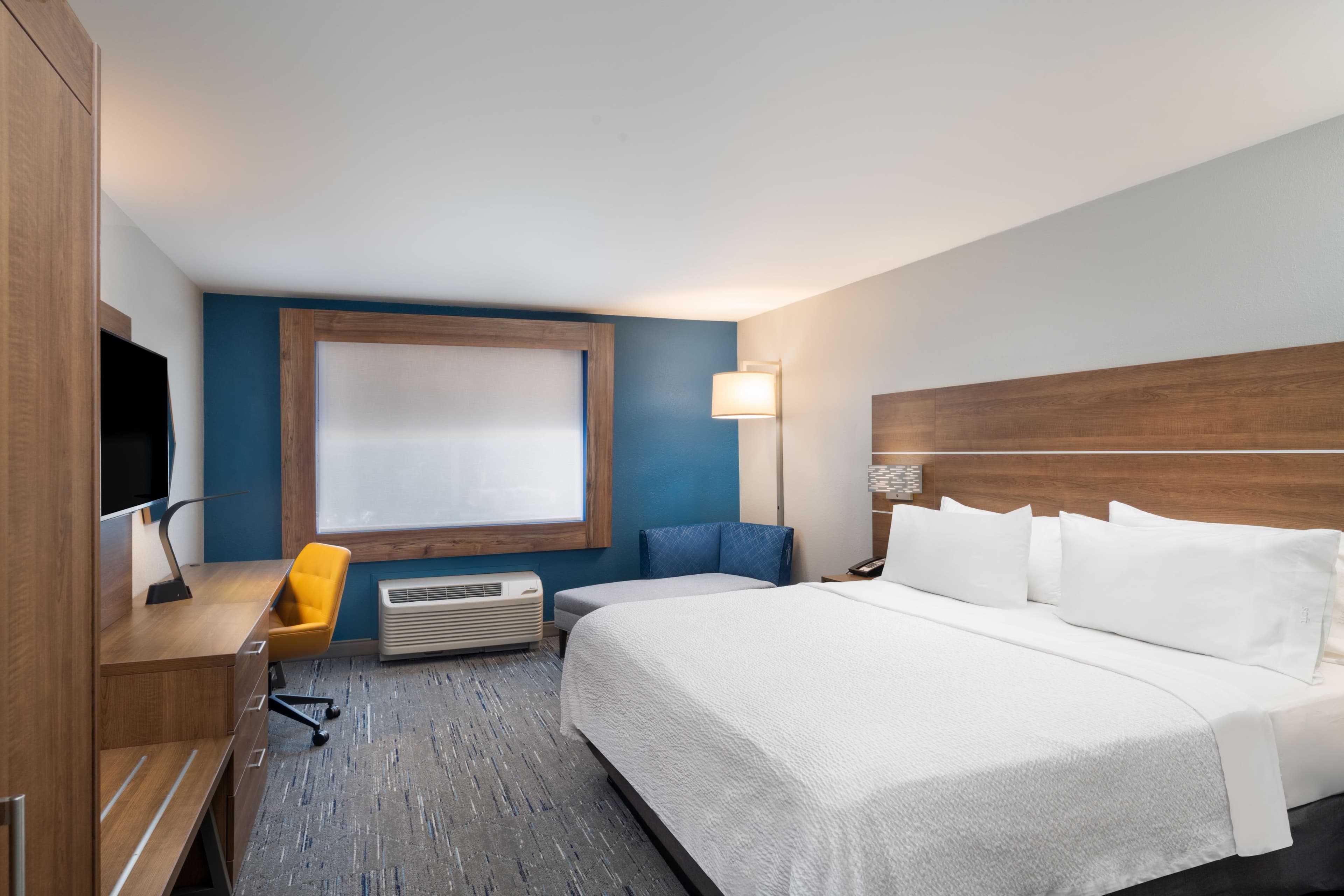 Holiday Inn Express & Suites Lexington W - Versailles — 9