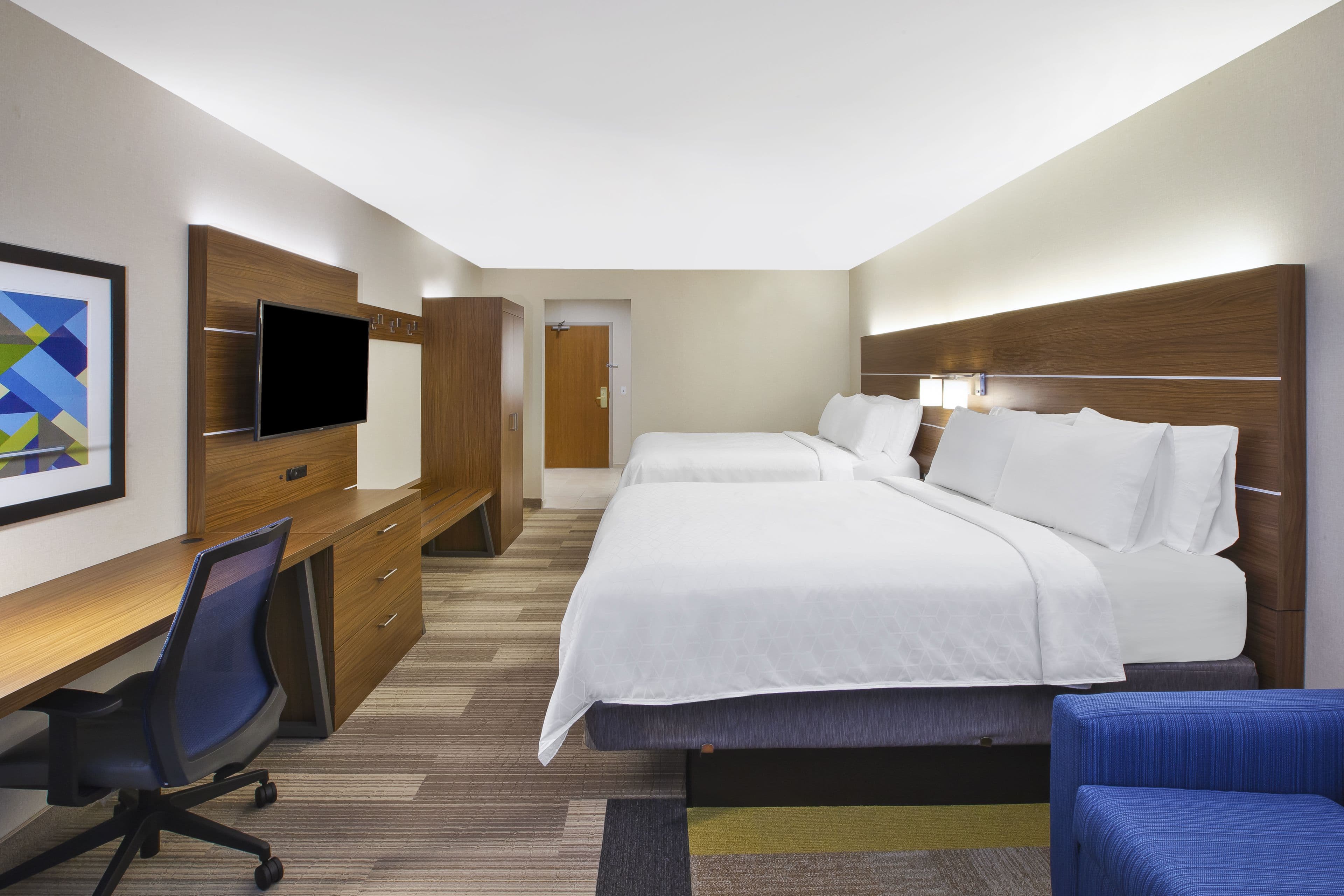 Holiday Inn Express & Suites Rochester-Victor — 16
