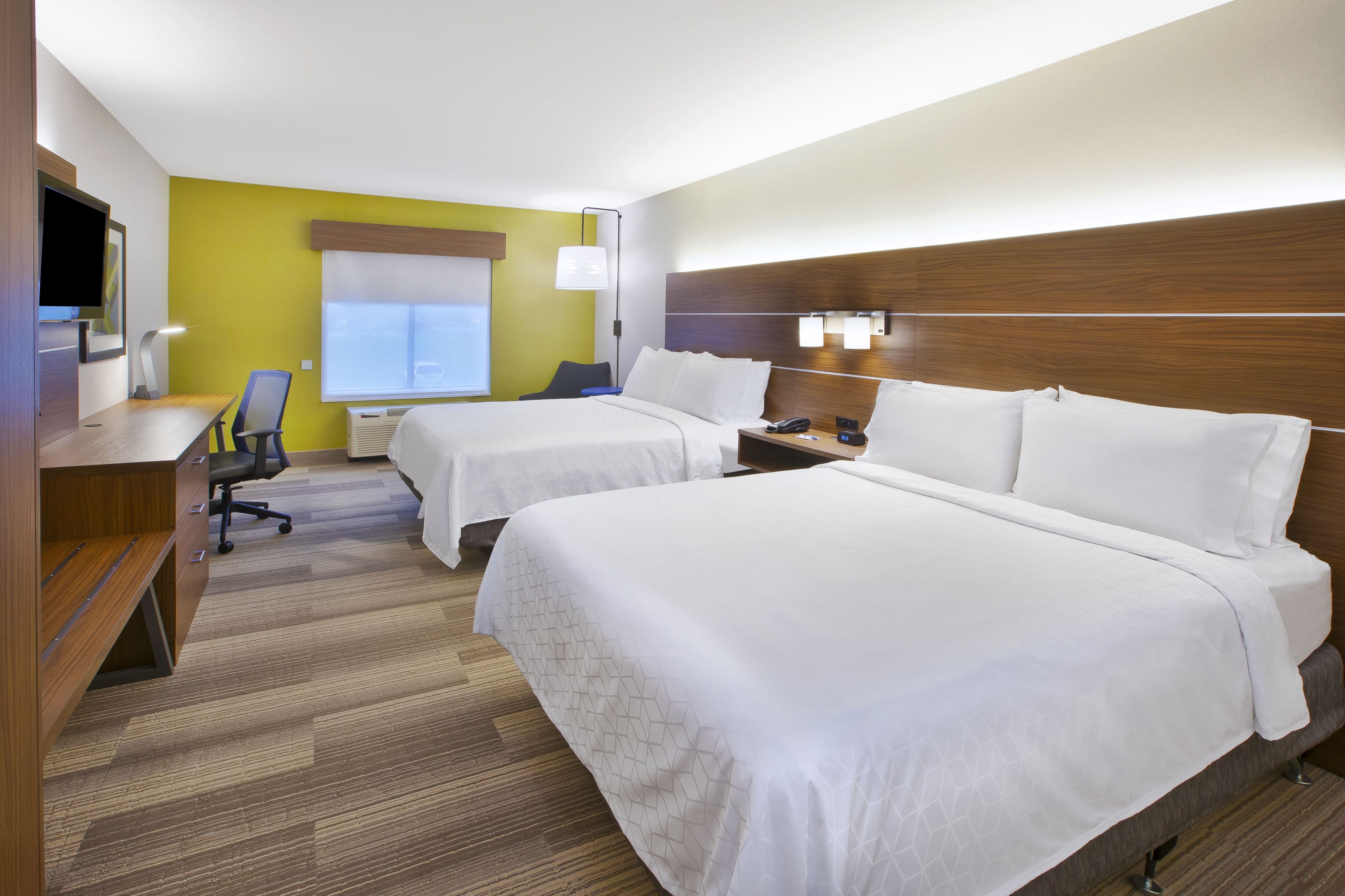 Holiday Inn Express & Suites Rochester-Victor — 13