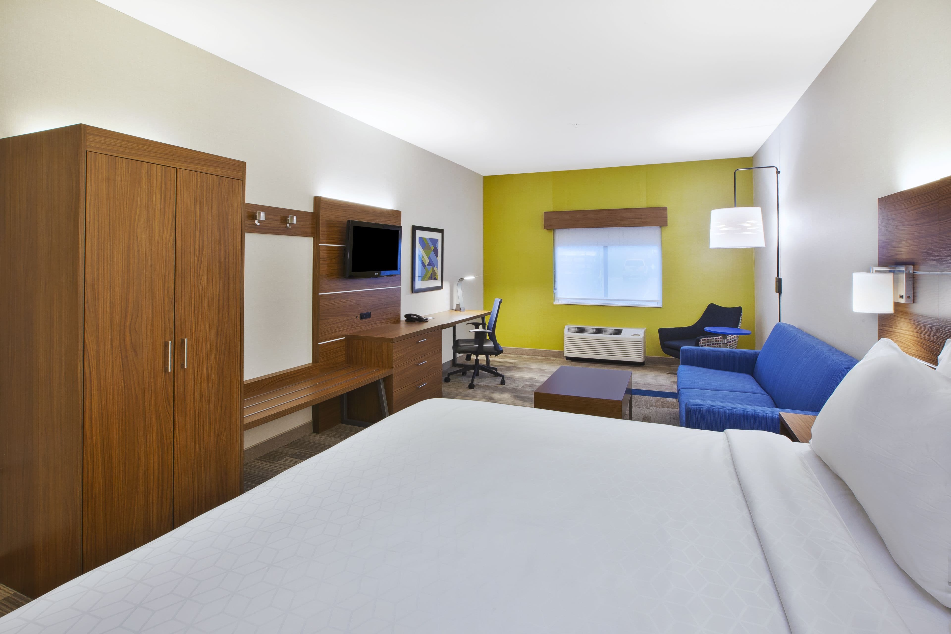 Holiday Inn Express & Suites Rochester-Victor — 27