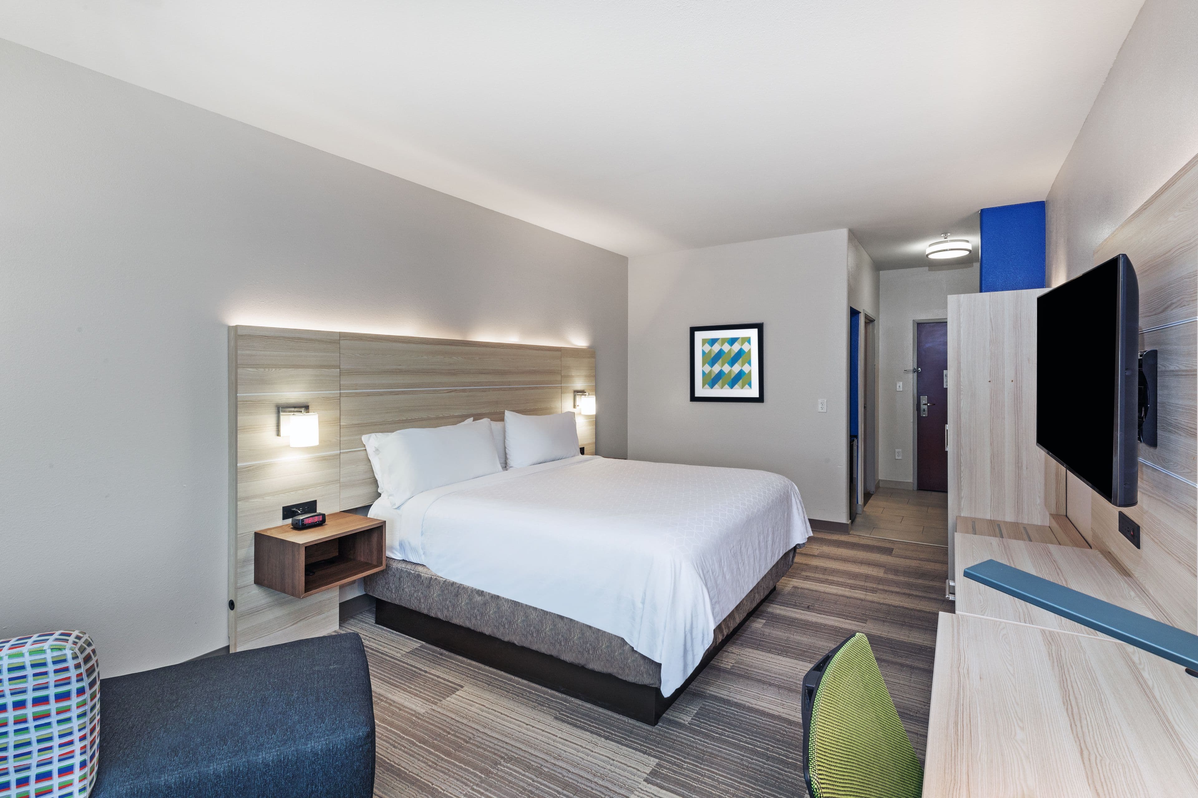 Holiday Inn Express & Suites Vidor South — 6