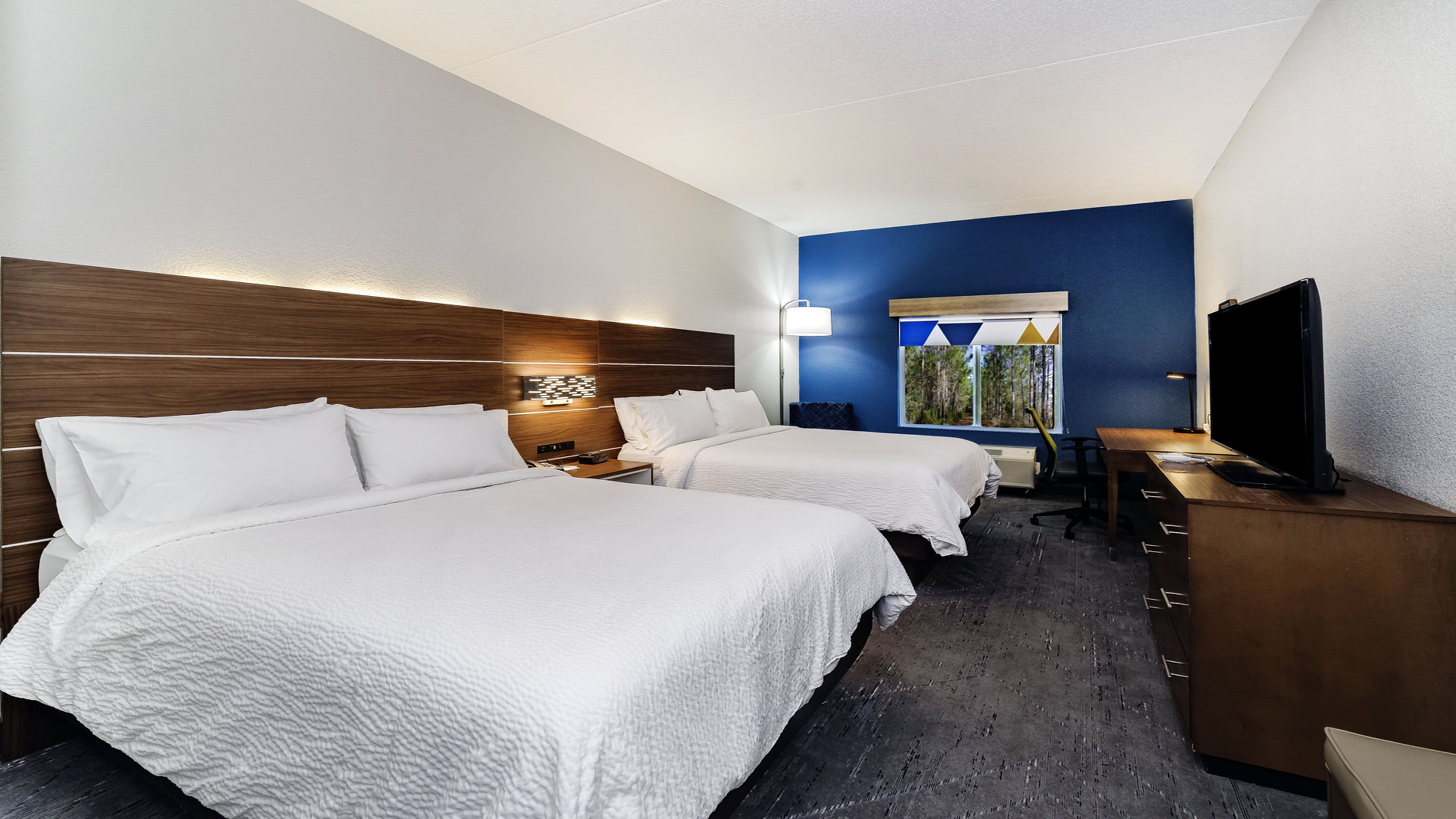 Holiday Inn Express & Suites Walterboro I-95 — 33