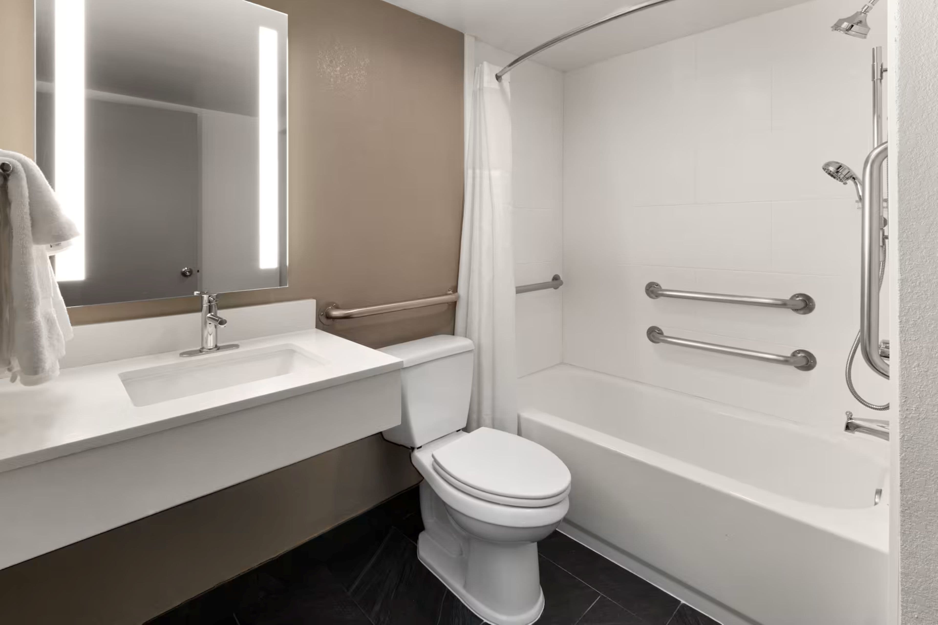 Holiday Inn Express & Suites Washington DC -  NoMA — 20
