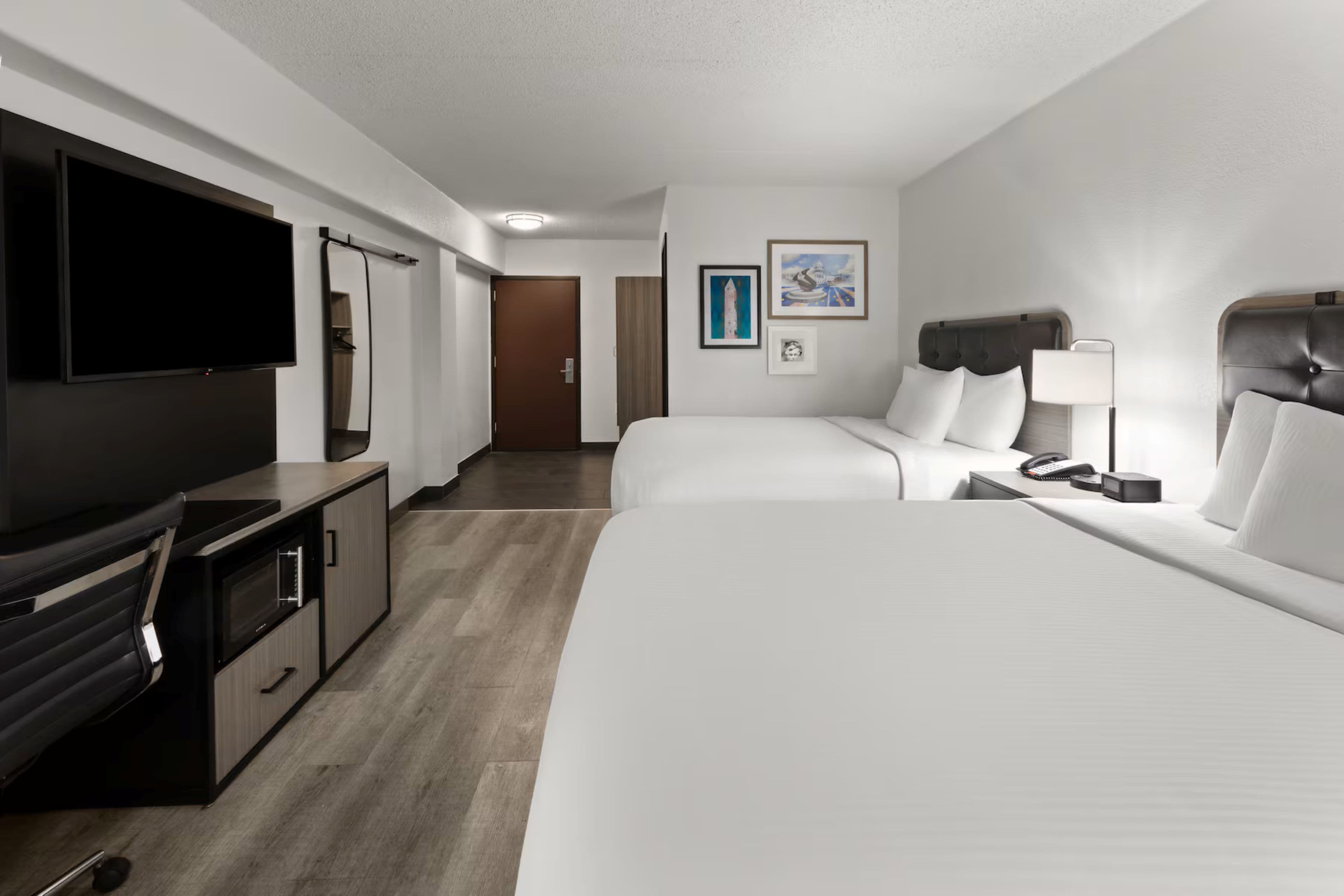 Holiday Inn Express & Suites Washington DC -  NoMA — 30