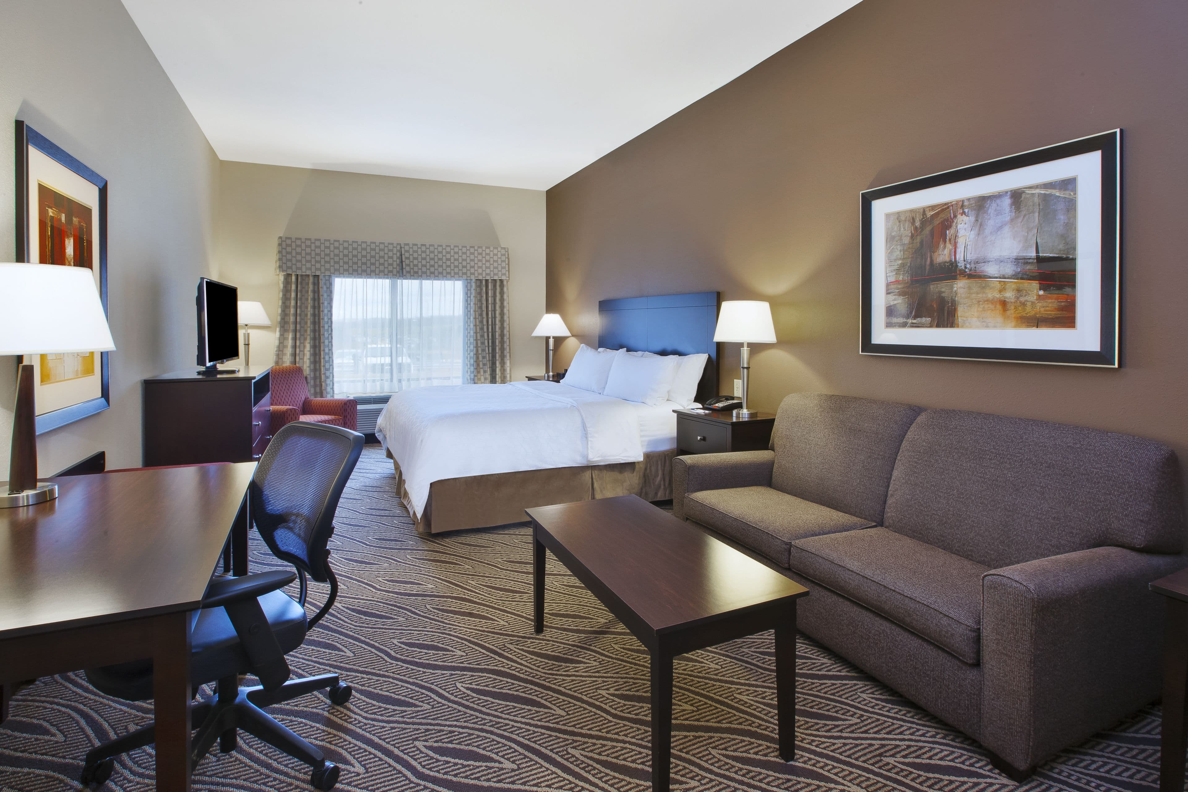 Holiday Inn Express & Suites Washington - Meadow Lands — 6