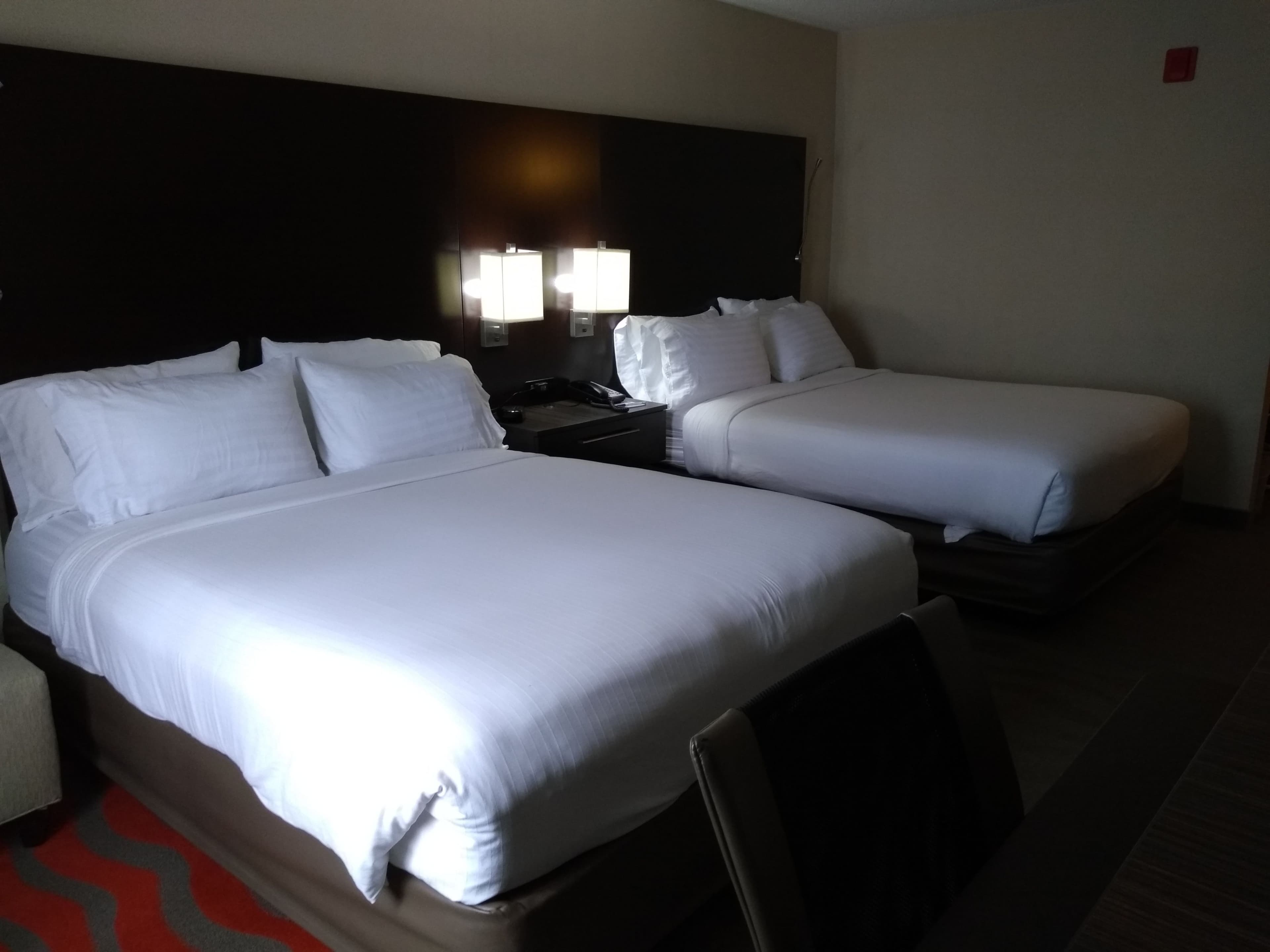 Holiday Inn Express & Suites Waterford — 13