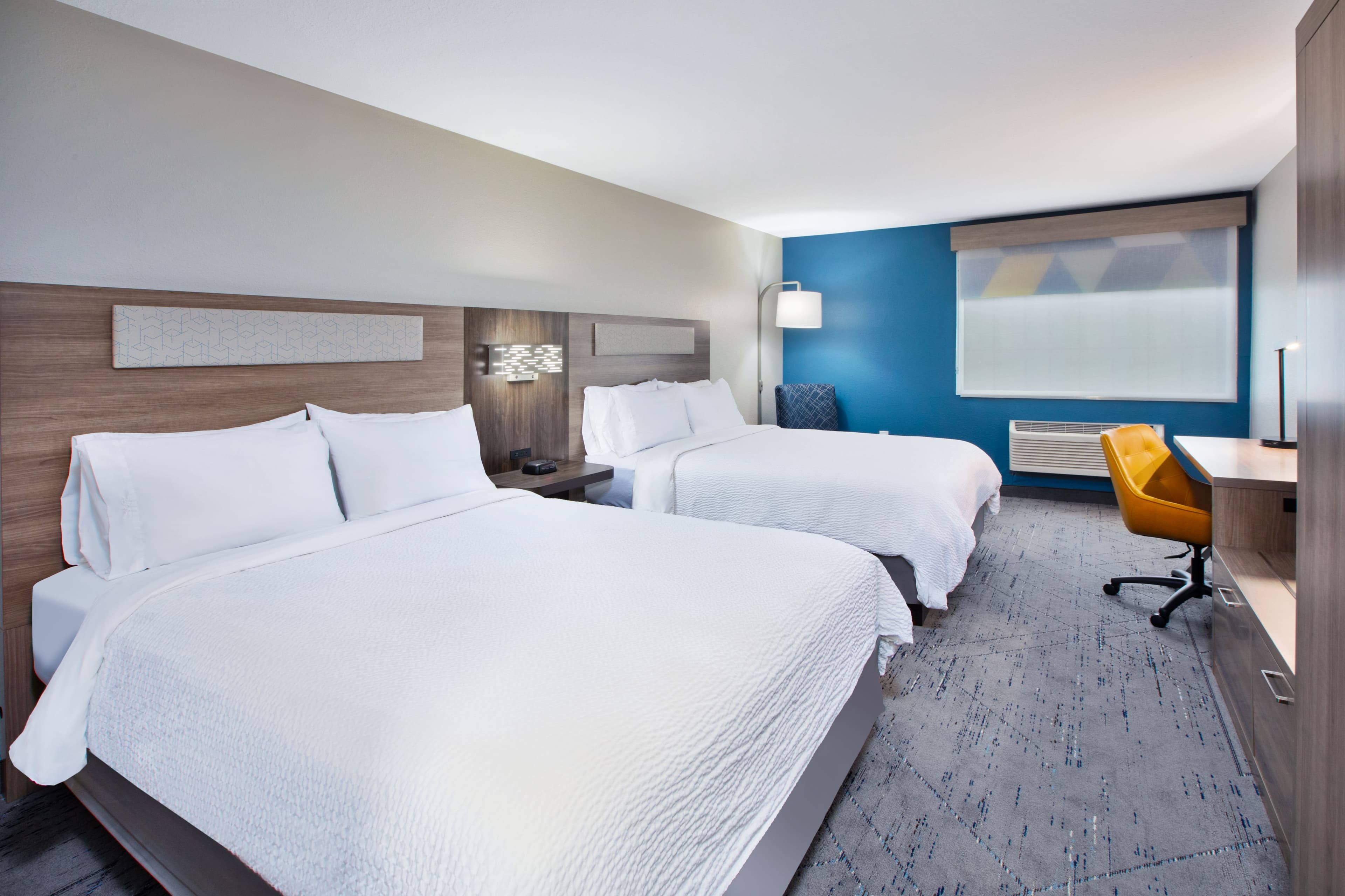 Holiday Inn Express & Suites Wauseon — 10