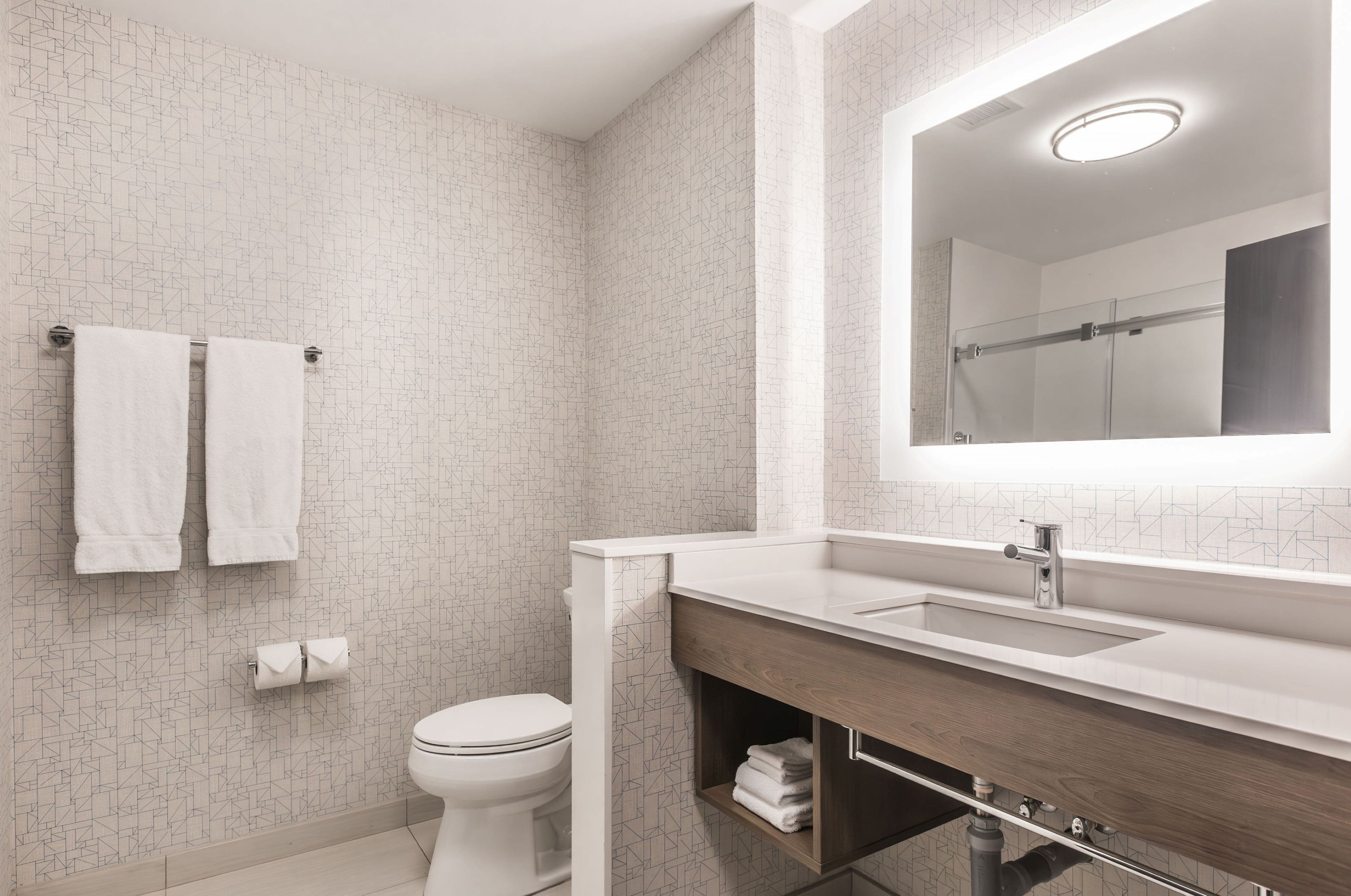 Holiday Inn Express & Suites Welland — 17