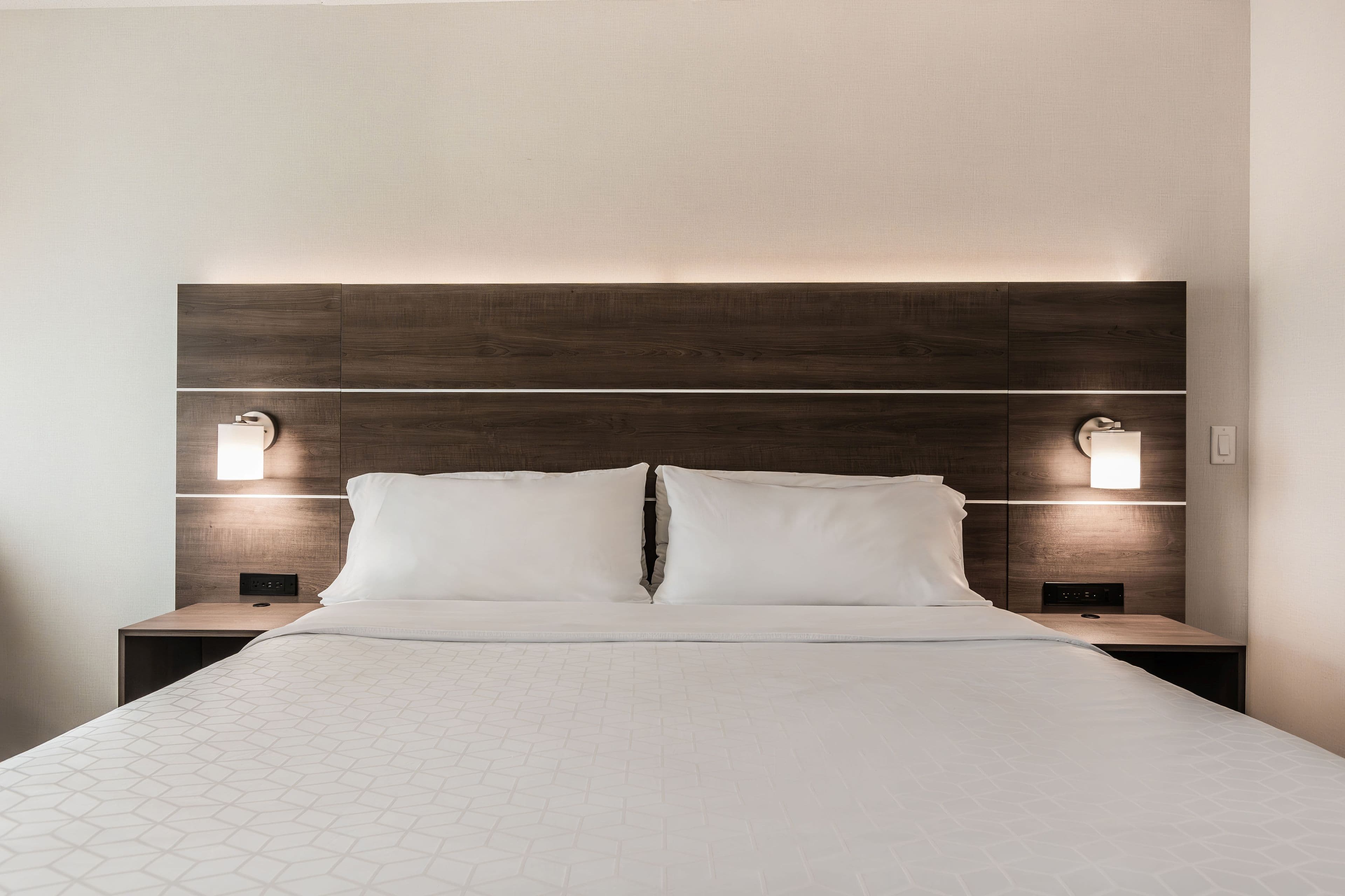 Holiday Inn Express & Suites Welland — 11