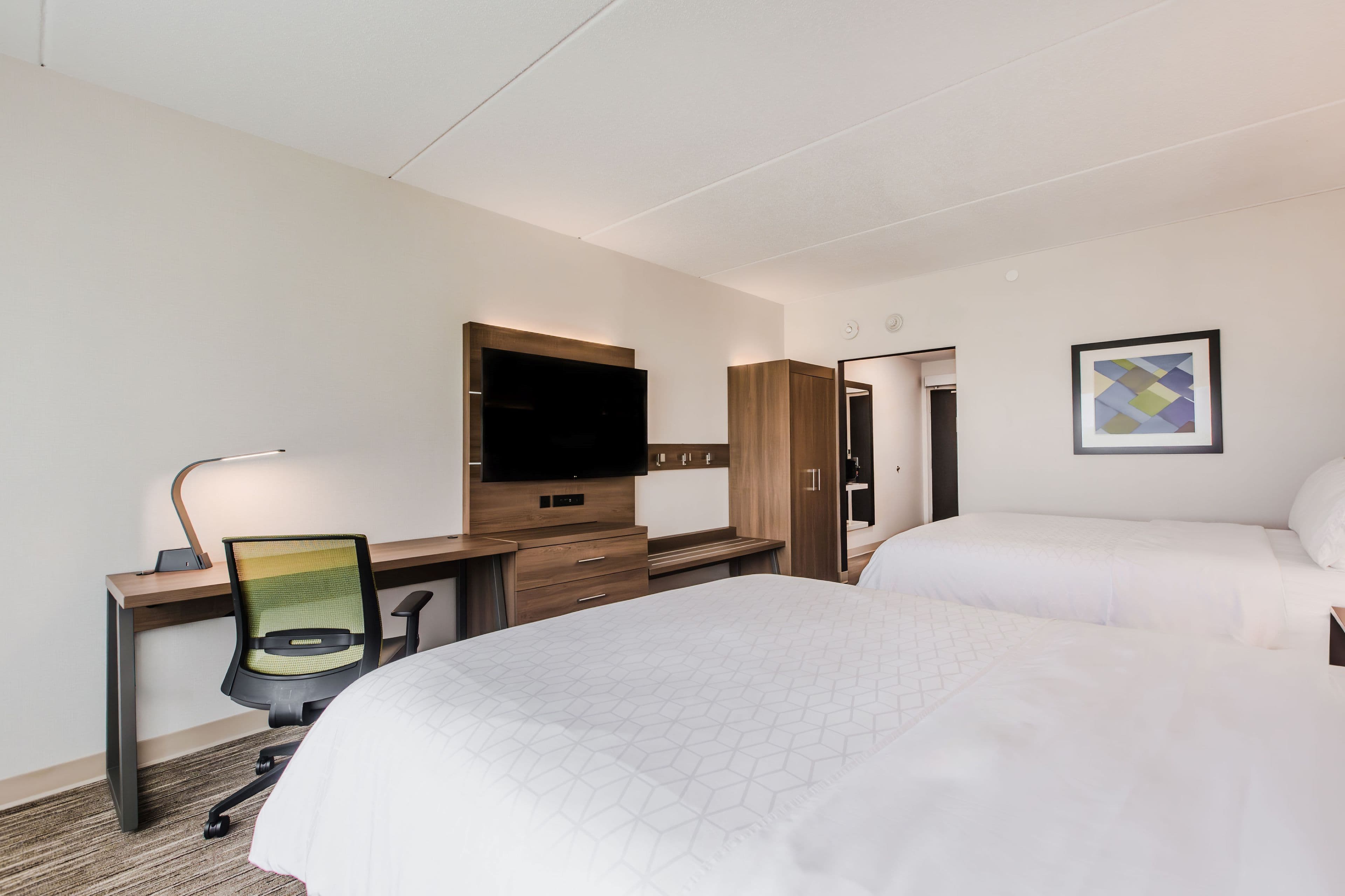 Holiday Inn Express & Suites Welland — 37