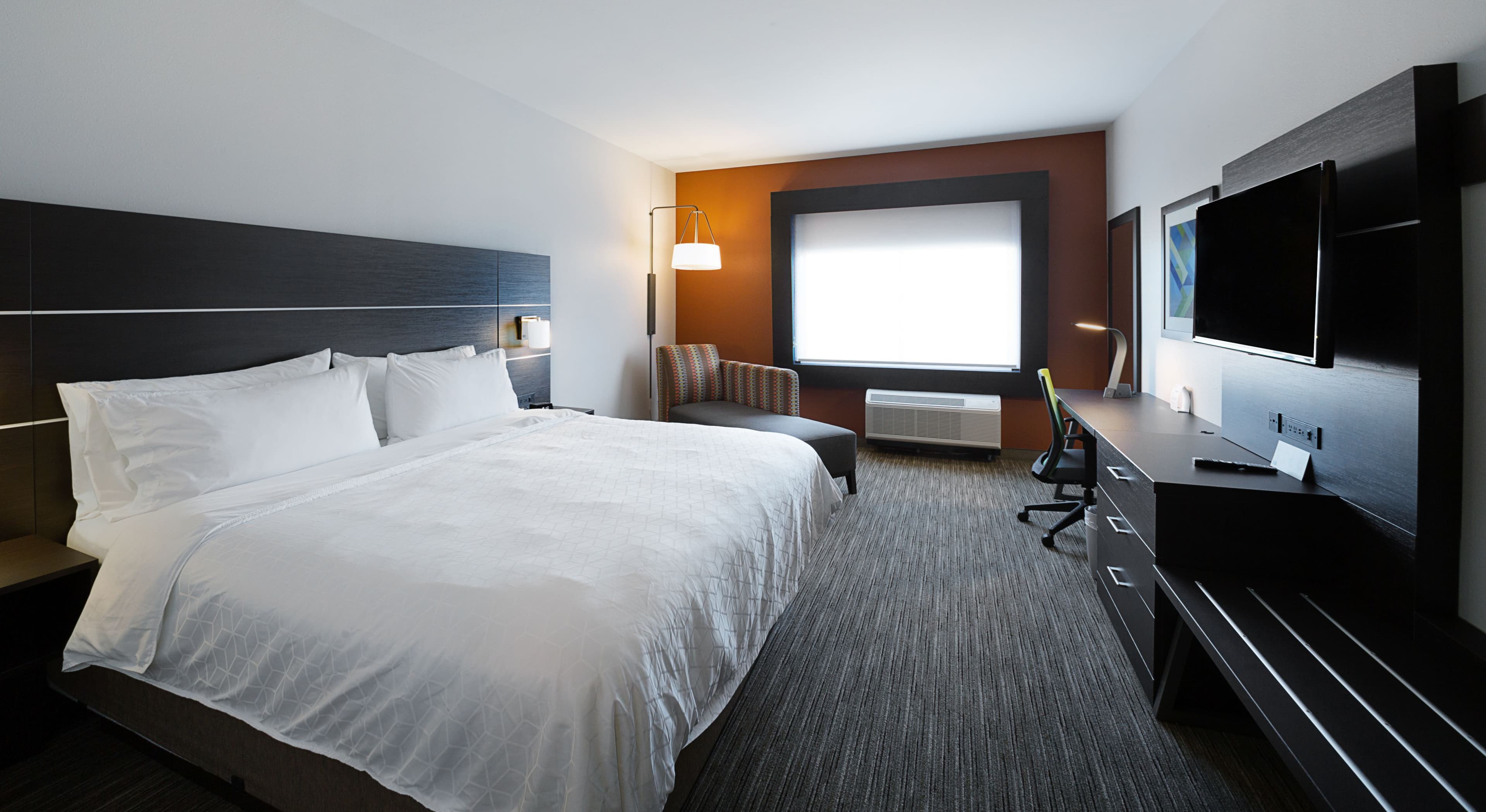 Holiday Inn Express & Suites Wentzville St Louis West - Image 4