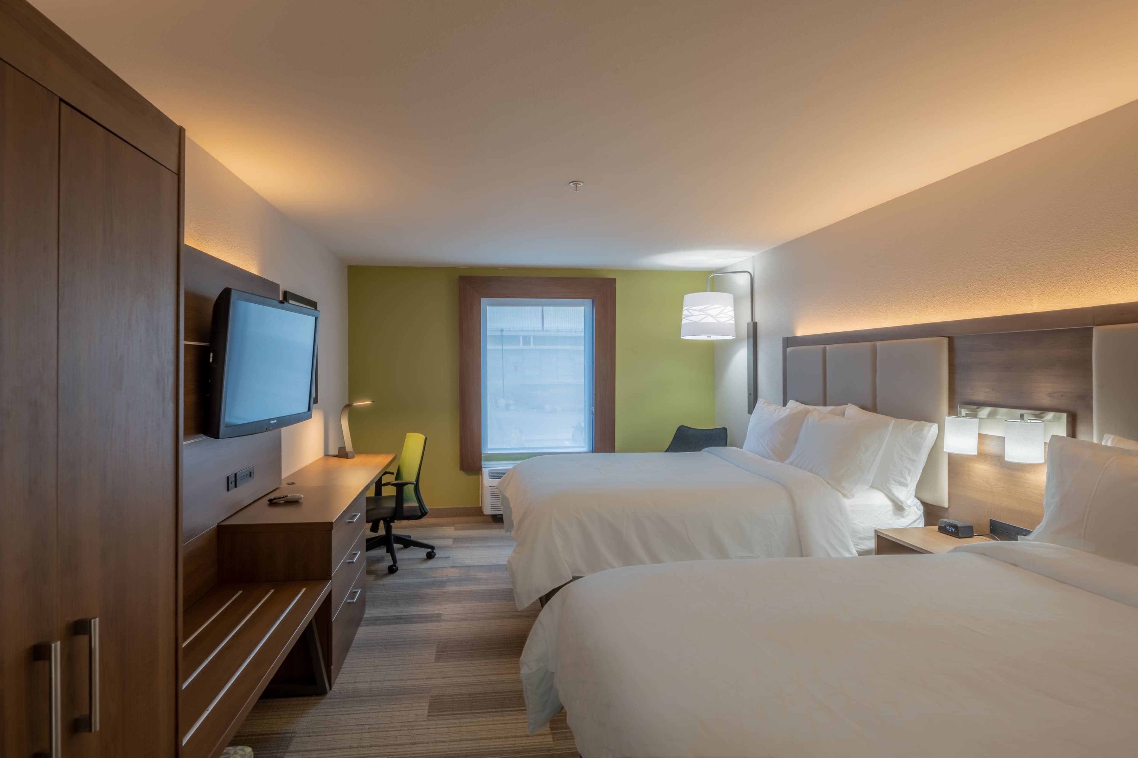Holiday Inn Express & Suites N Waco Area - West — 23