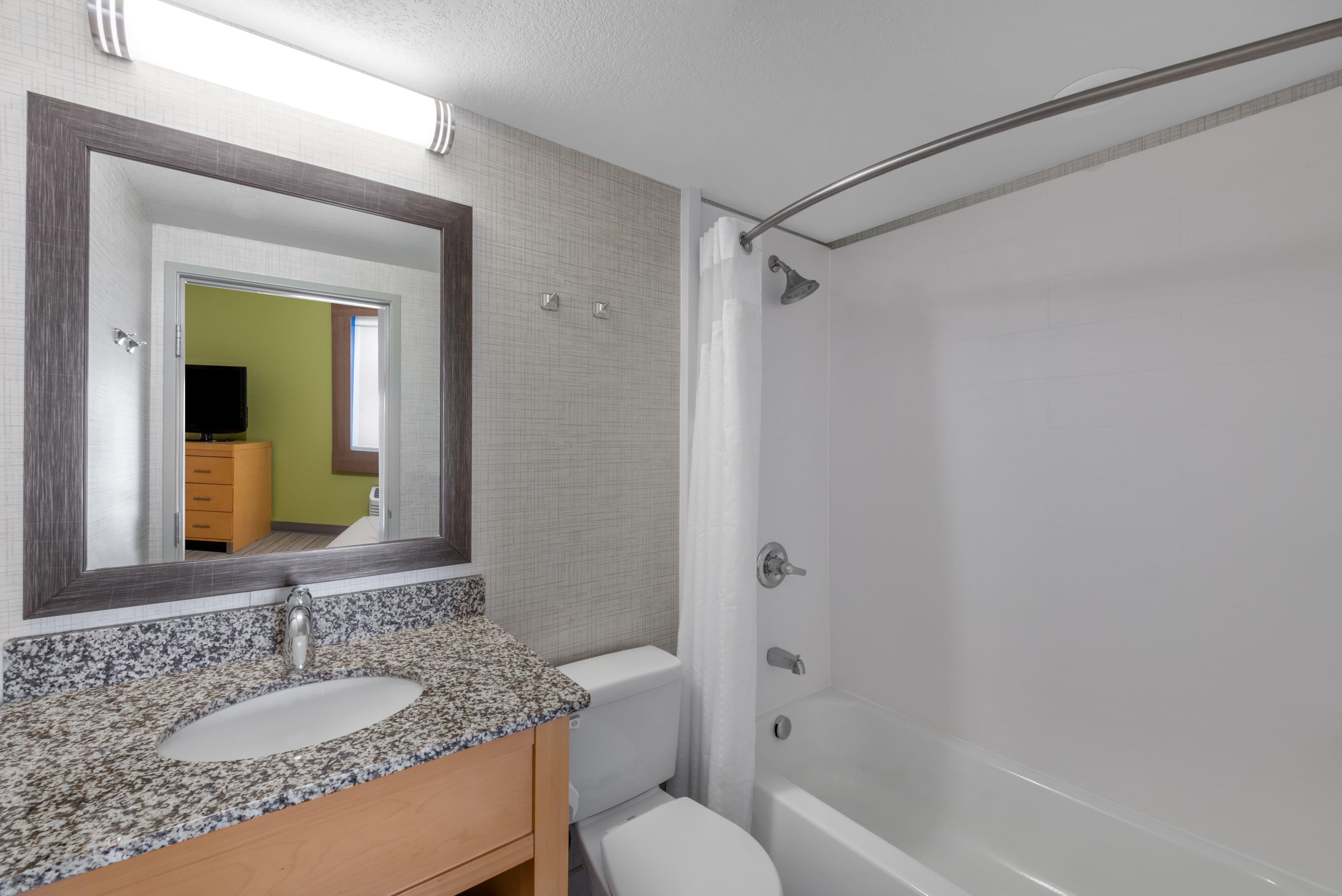 Holiday Inn Express & Suites Wheat Ridge-Denver West — 7