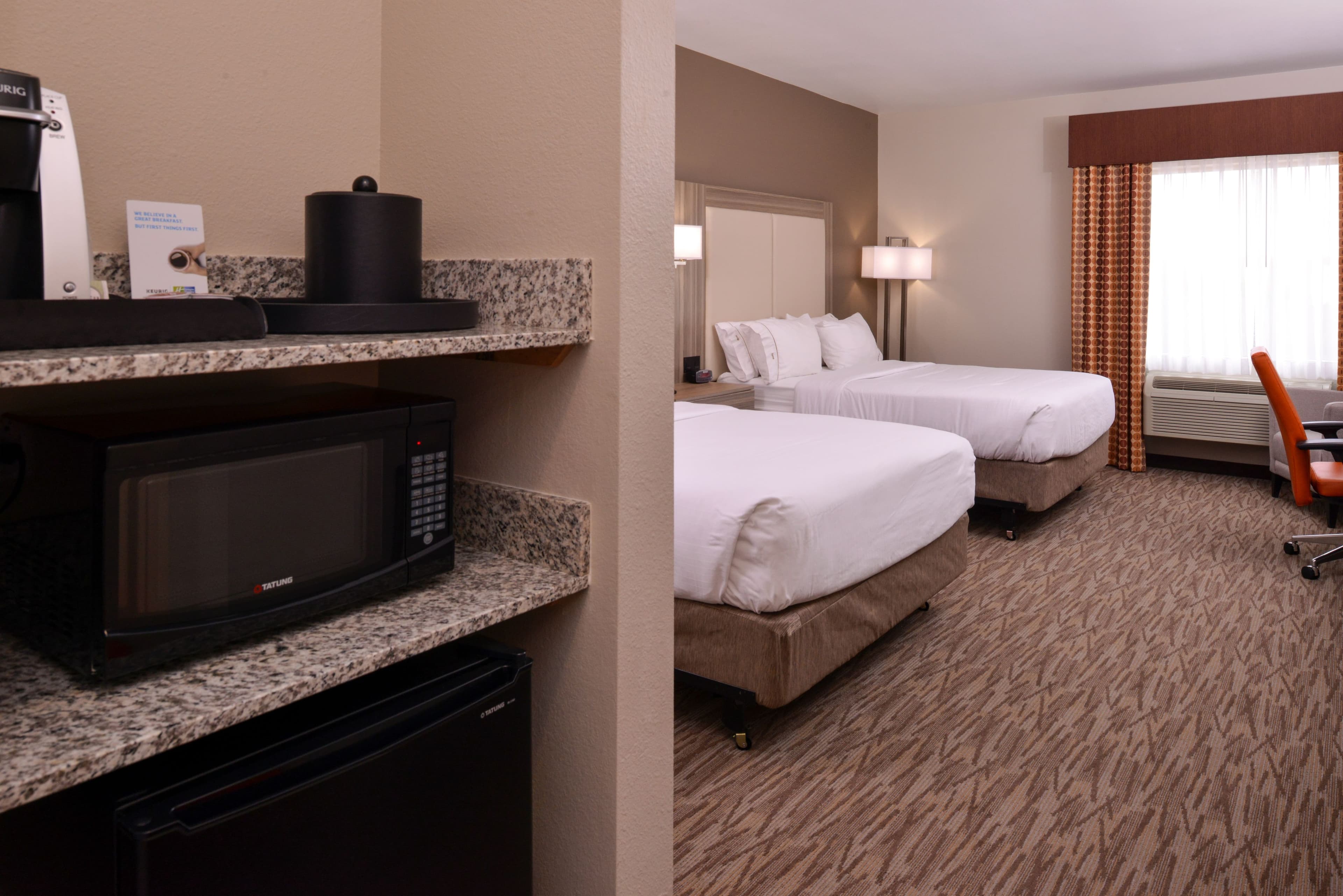 Holiday Inn Express & Suites Williams — 34