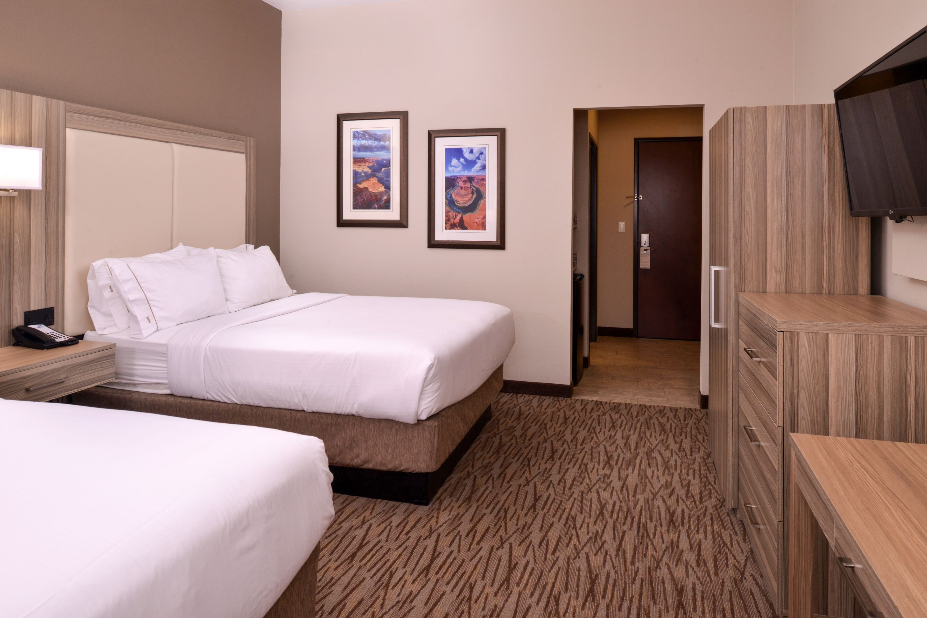 Holiday Inn Express & Suites Williams — 28