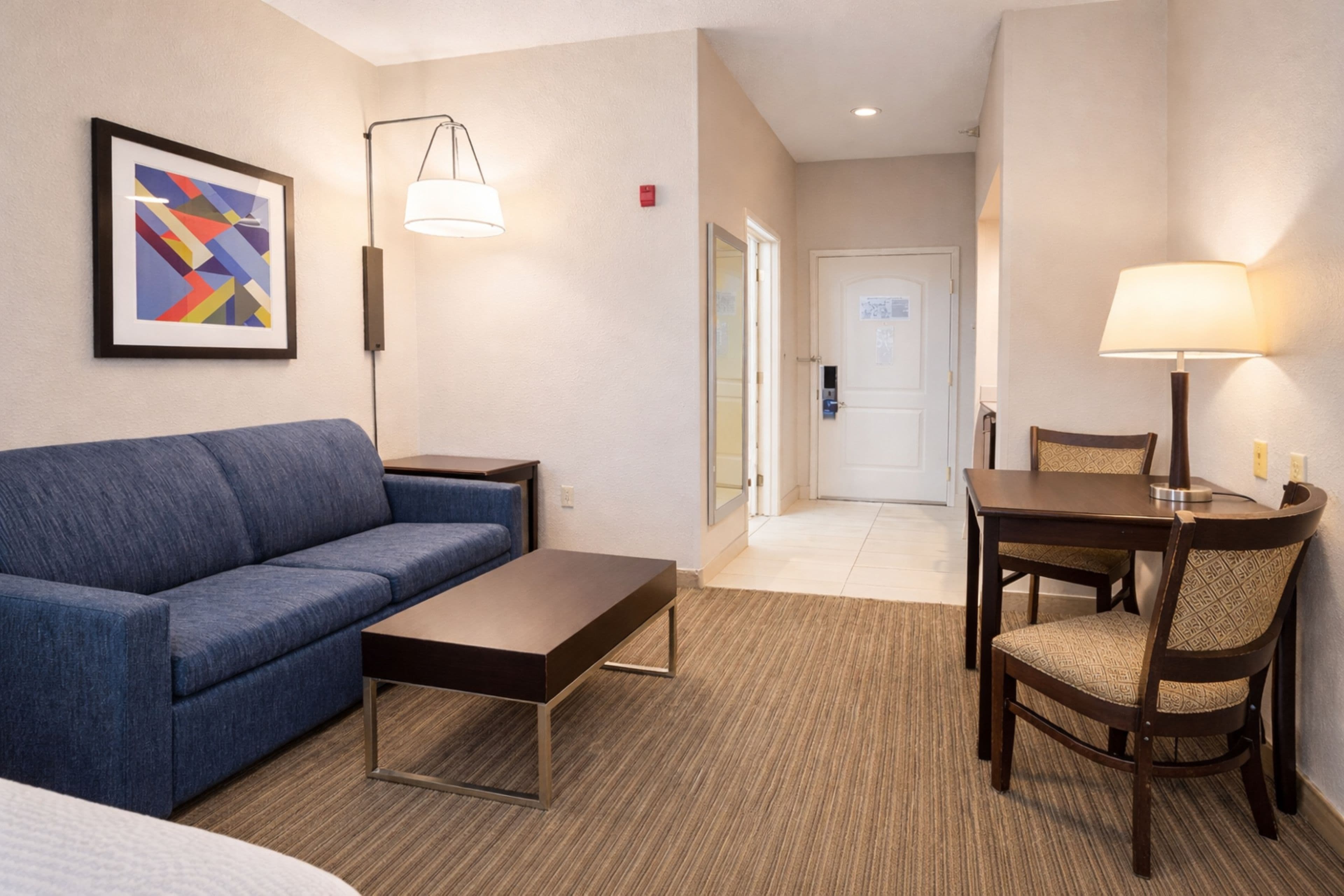 Holiday Inn Express & Suites Winner — 44