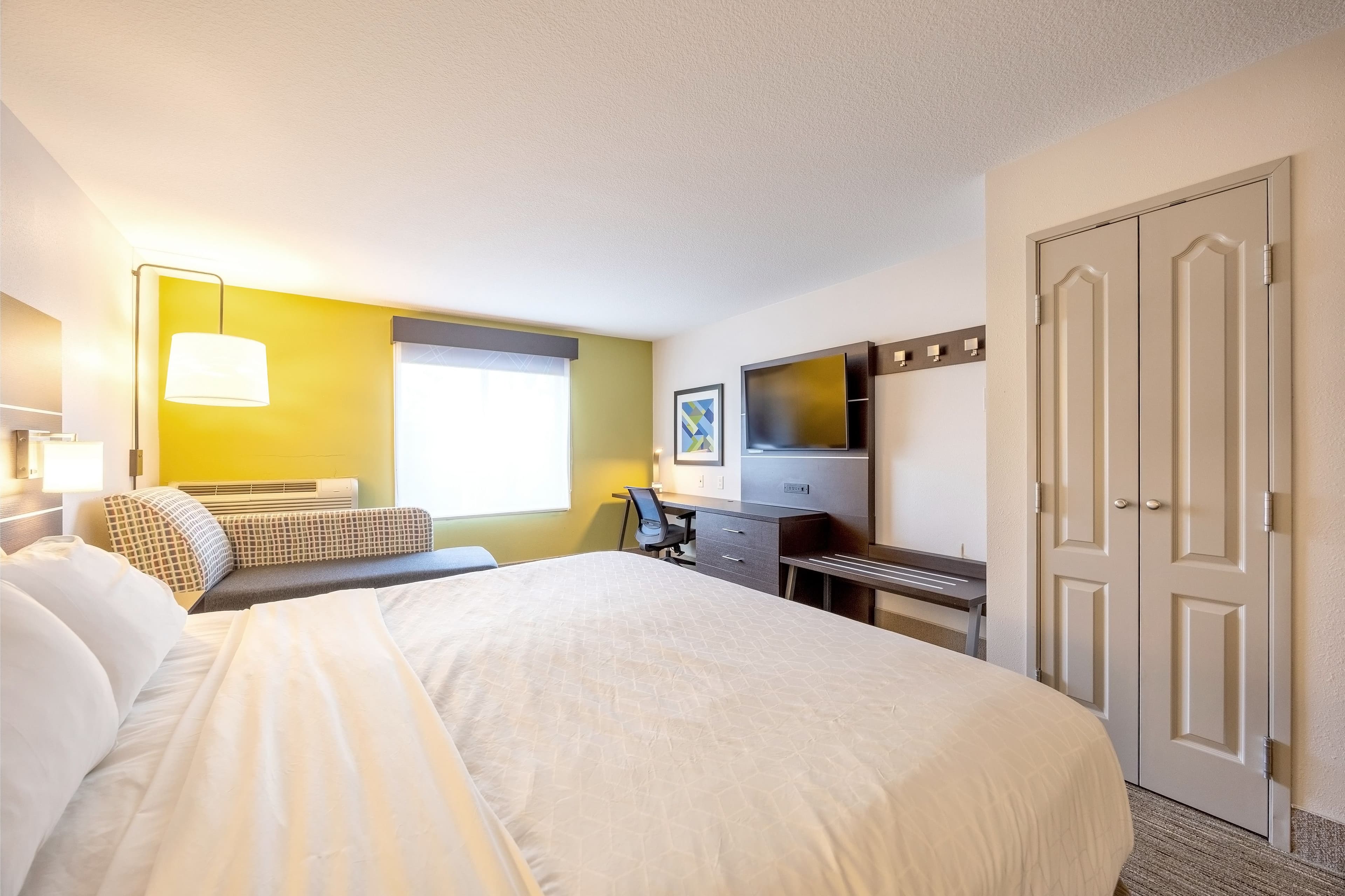 Holiday Inn Express & Suites Winona — 26