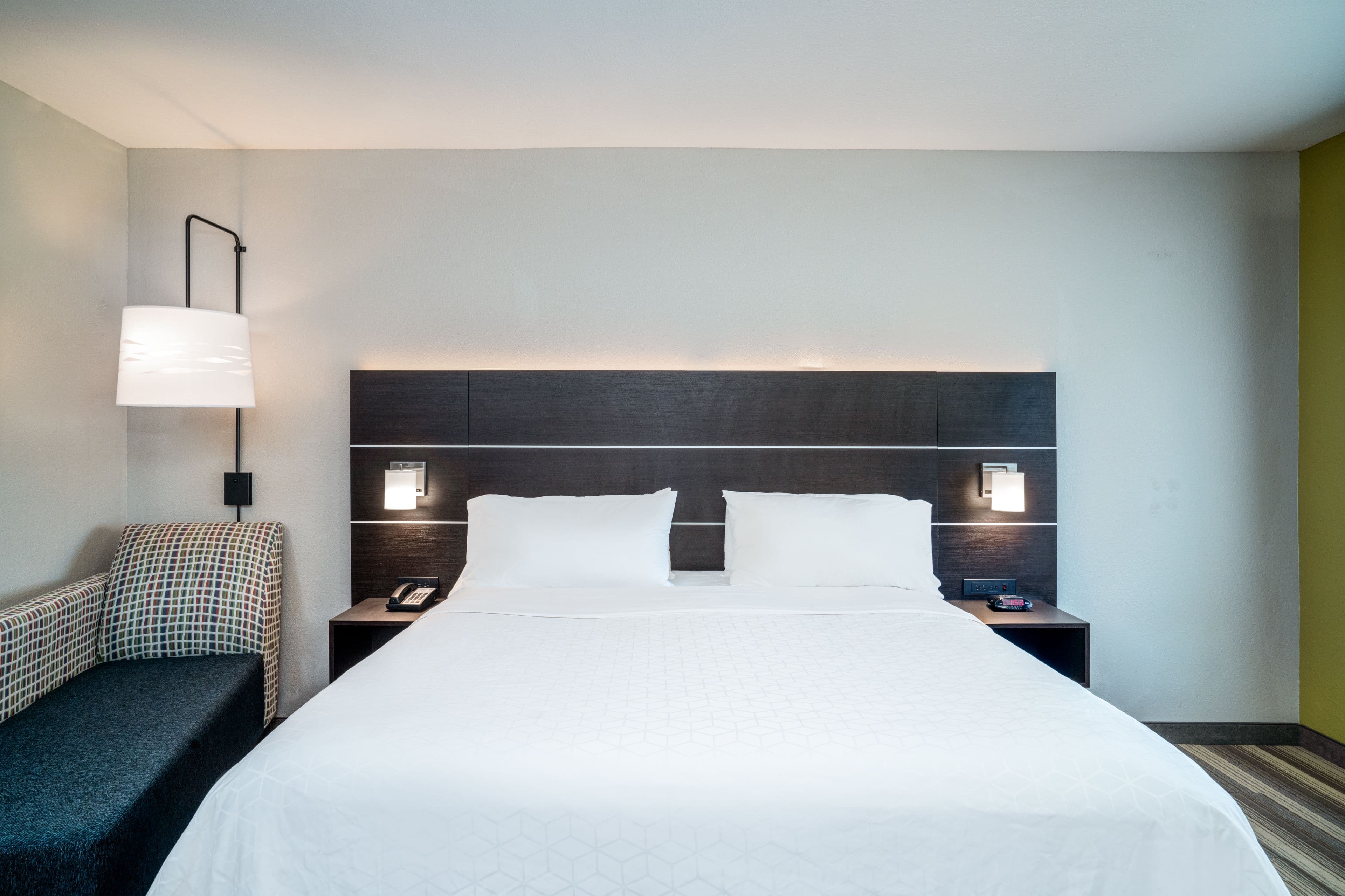 Holiday Inn Express & Suites Winona North — 8