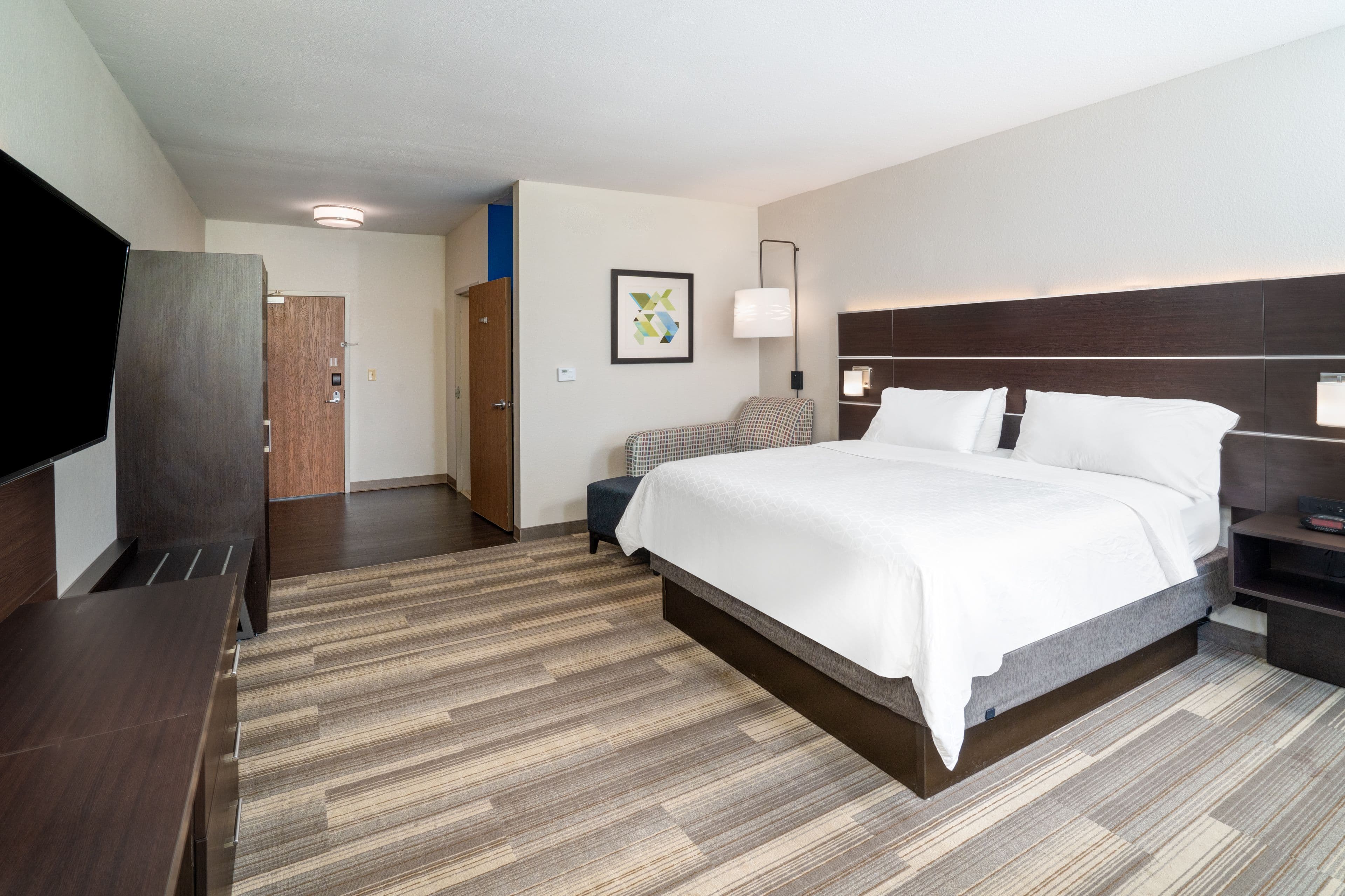 Holiday Inn Express & Suites Winona North — 7