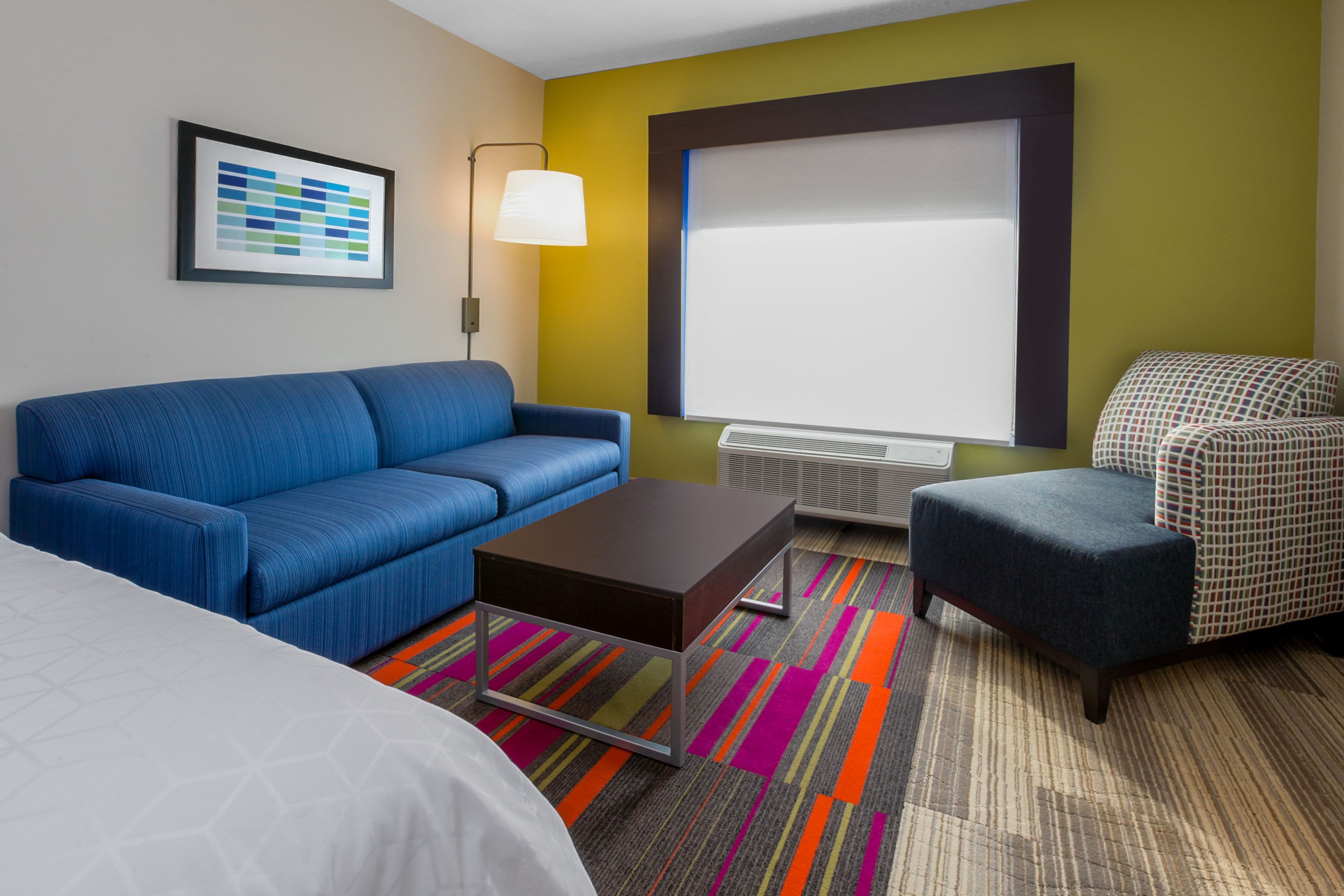 Holiday Inn Express & Suites Woodhaven — 21