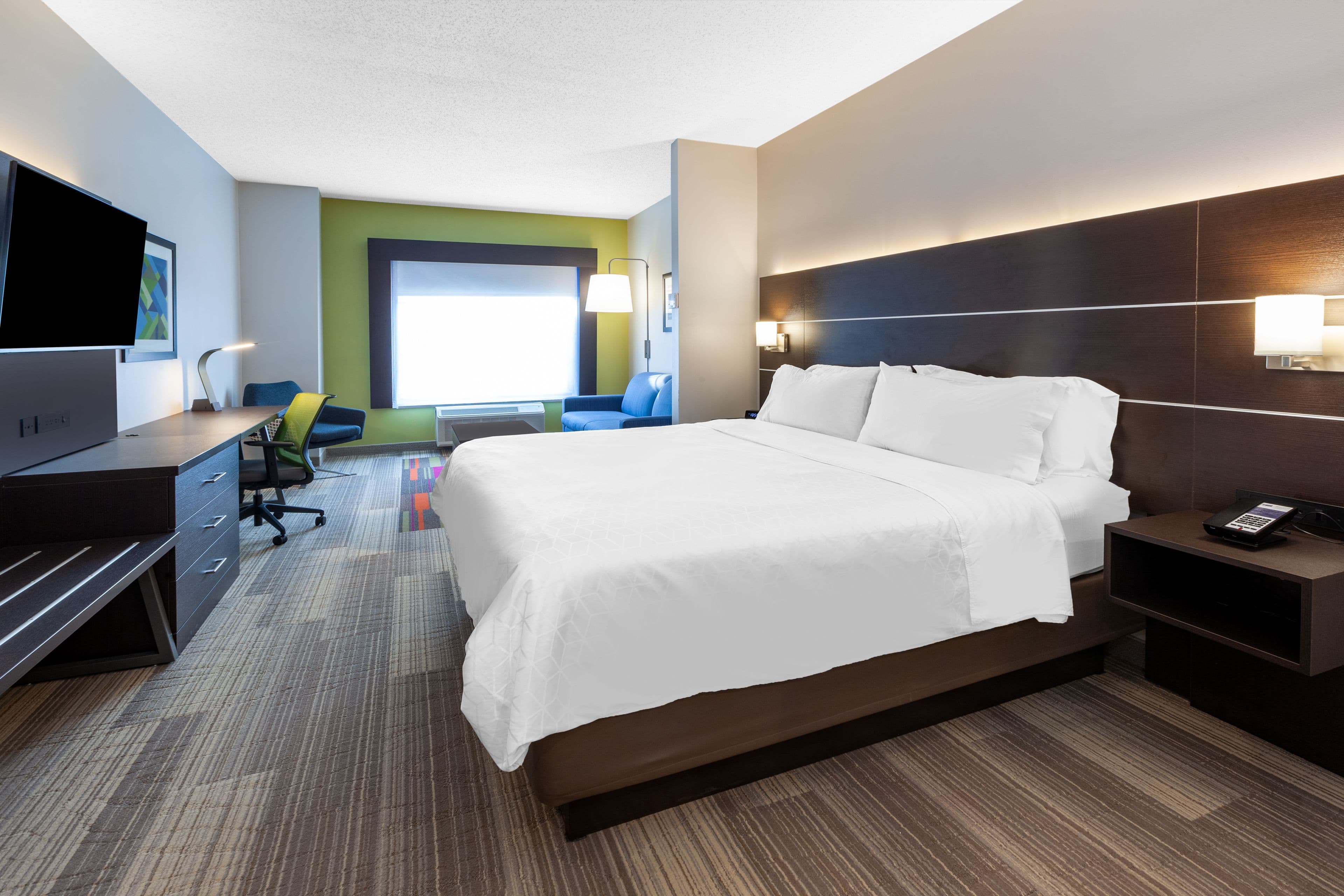 Holiday Inn Express & Suites Woodhaven — 27
