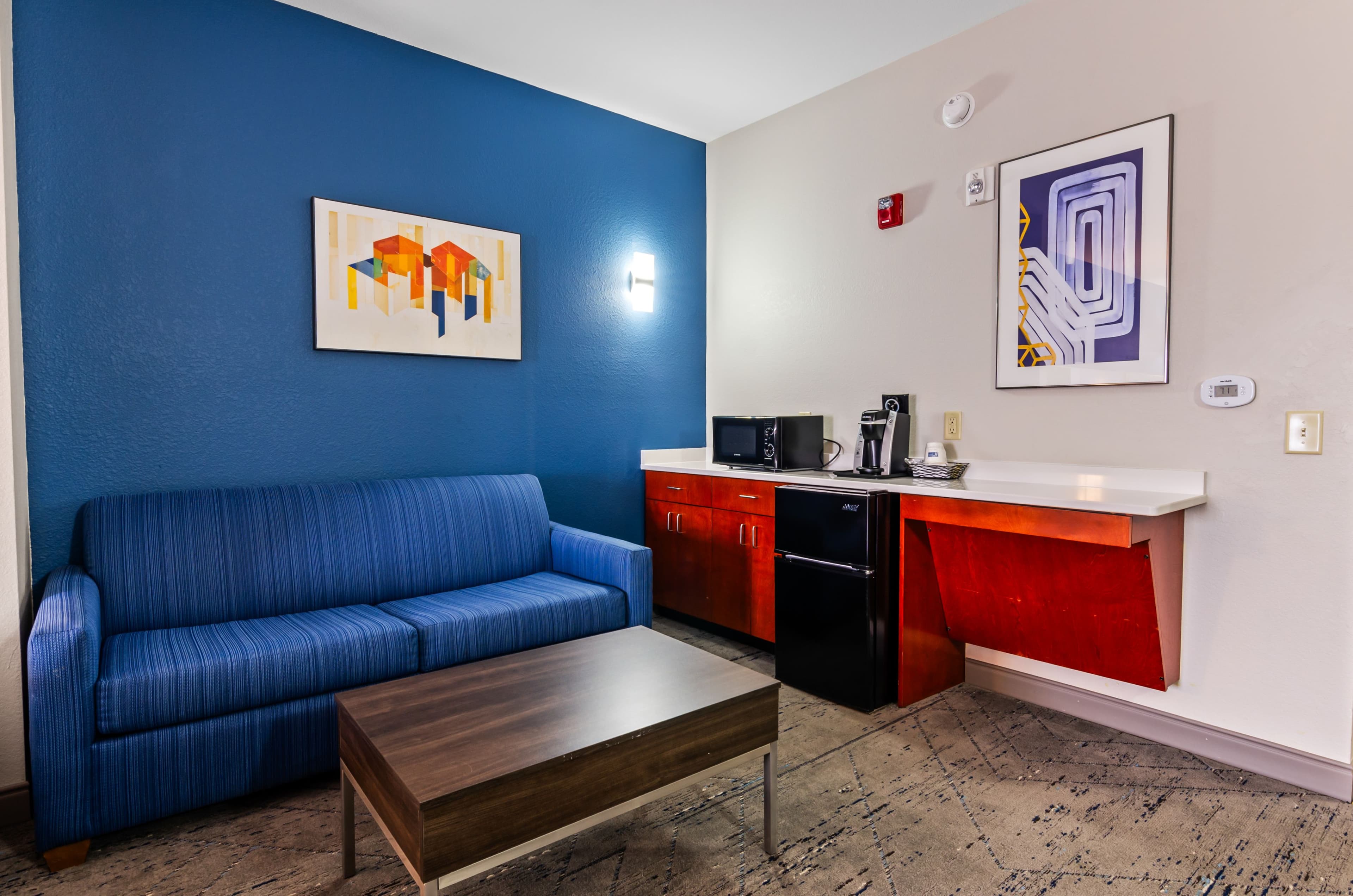 Holiday Inn Express & Suites Wytheville — 8