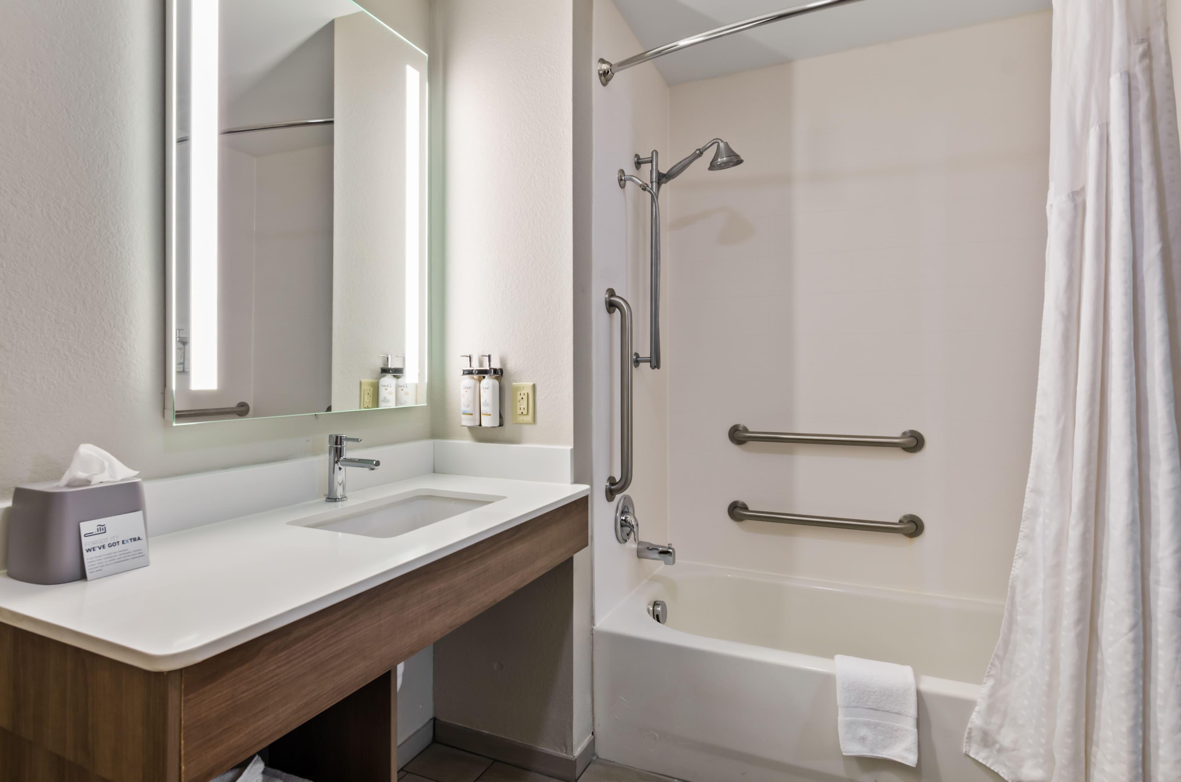 Holiday Inn Express & Suites Wytheville — 19