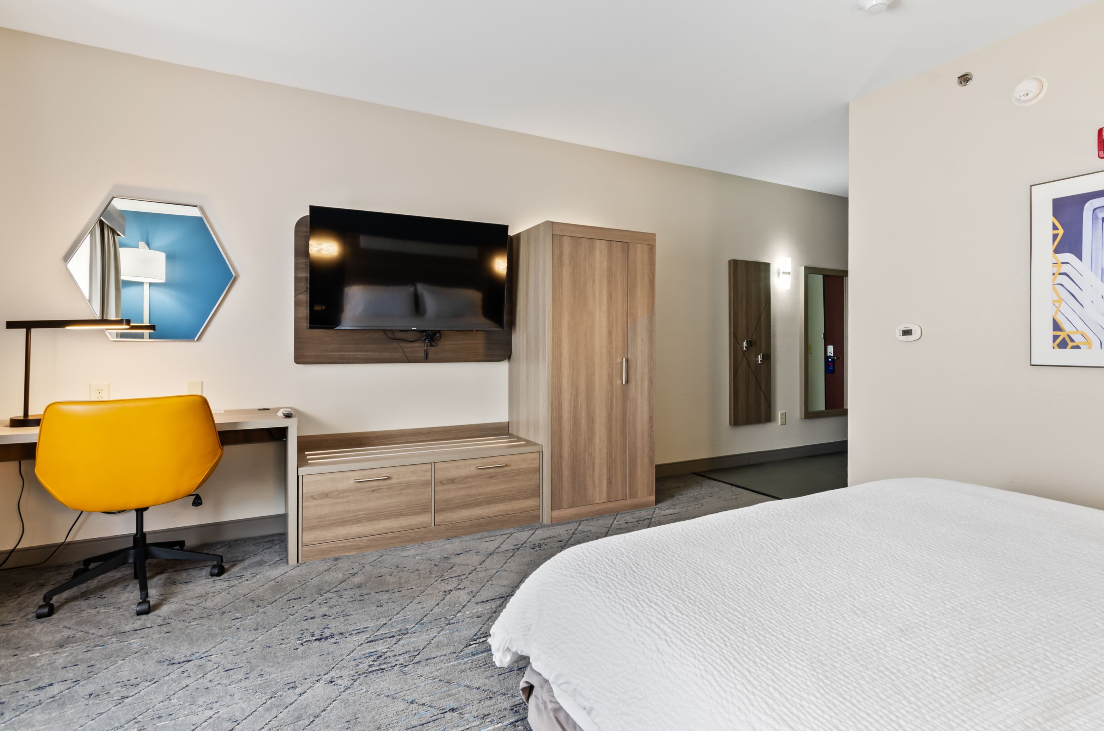 Holiday Inn Express & Suites Wytheville — 12